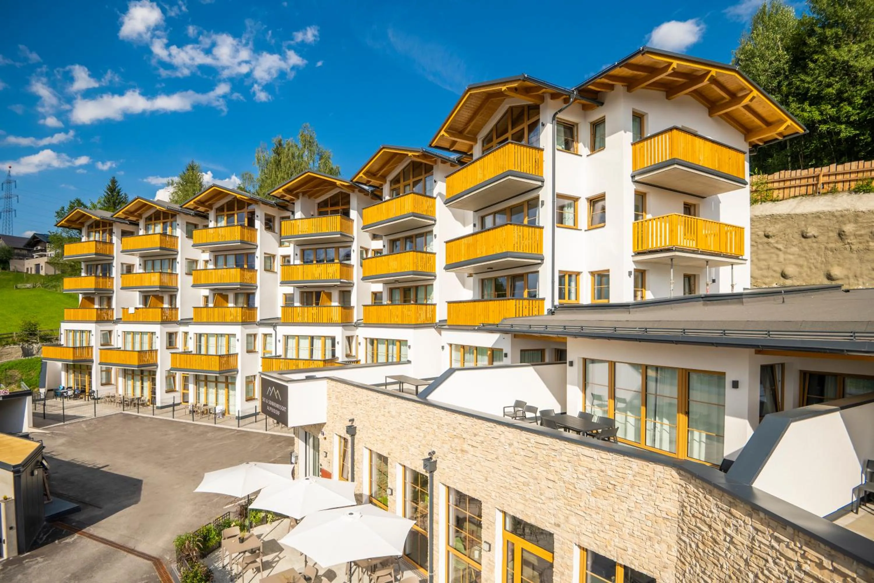 AlpenParks Hotel & Apartment Alpendorf