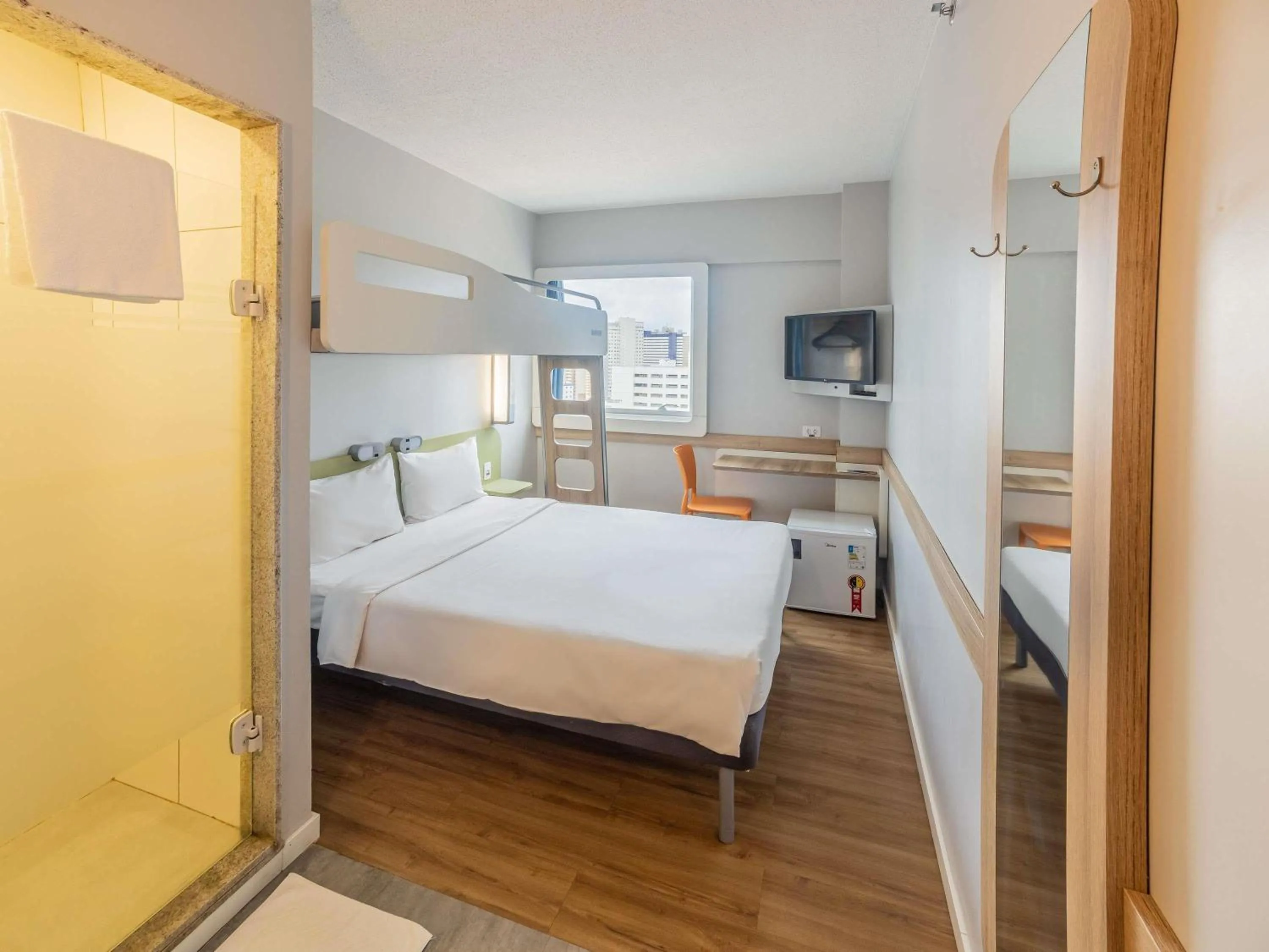 Bedroom, Bed in Ibis Budget Fortaleza Praia de Iracema