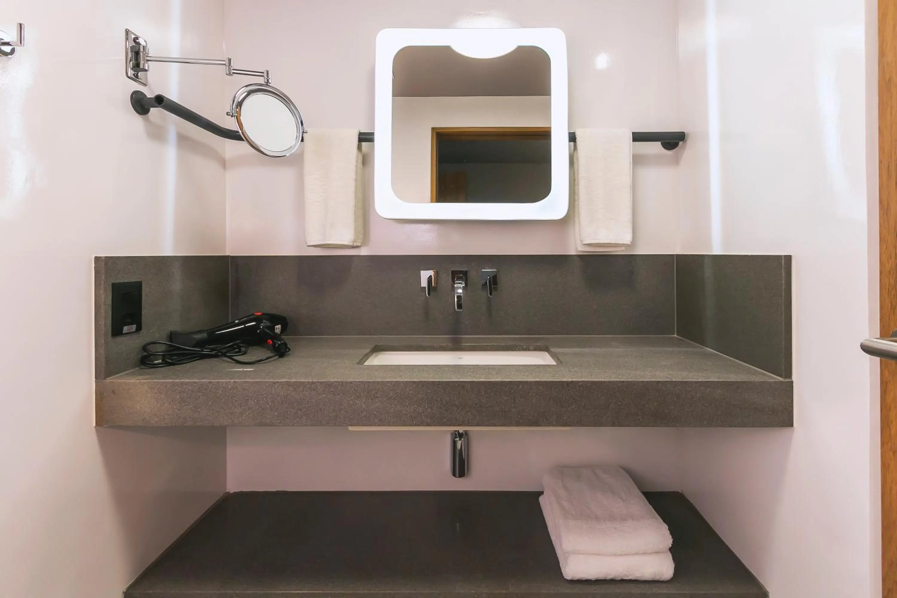 Bathroom in Novotel Lencois Paulista