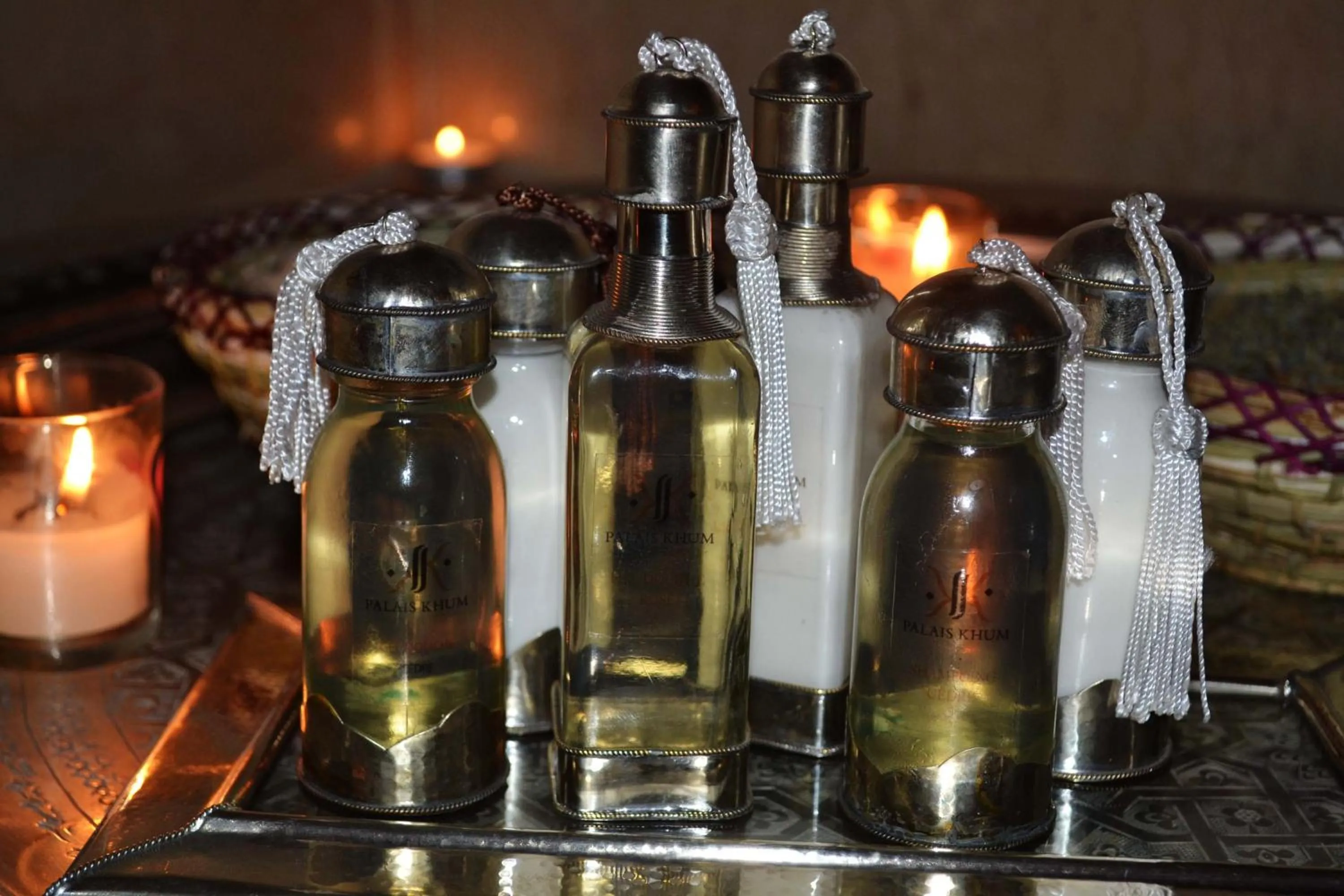 Decorative detail in Palais Khum