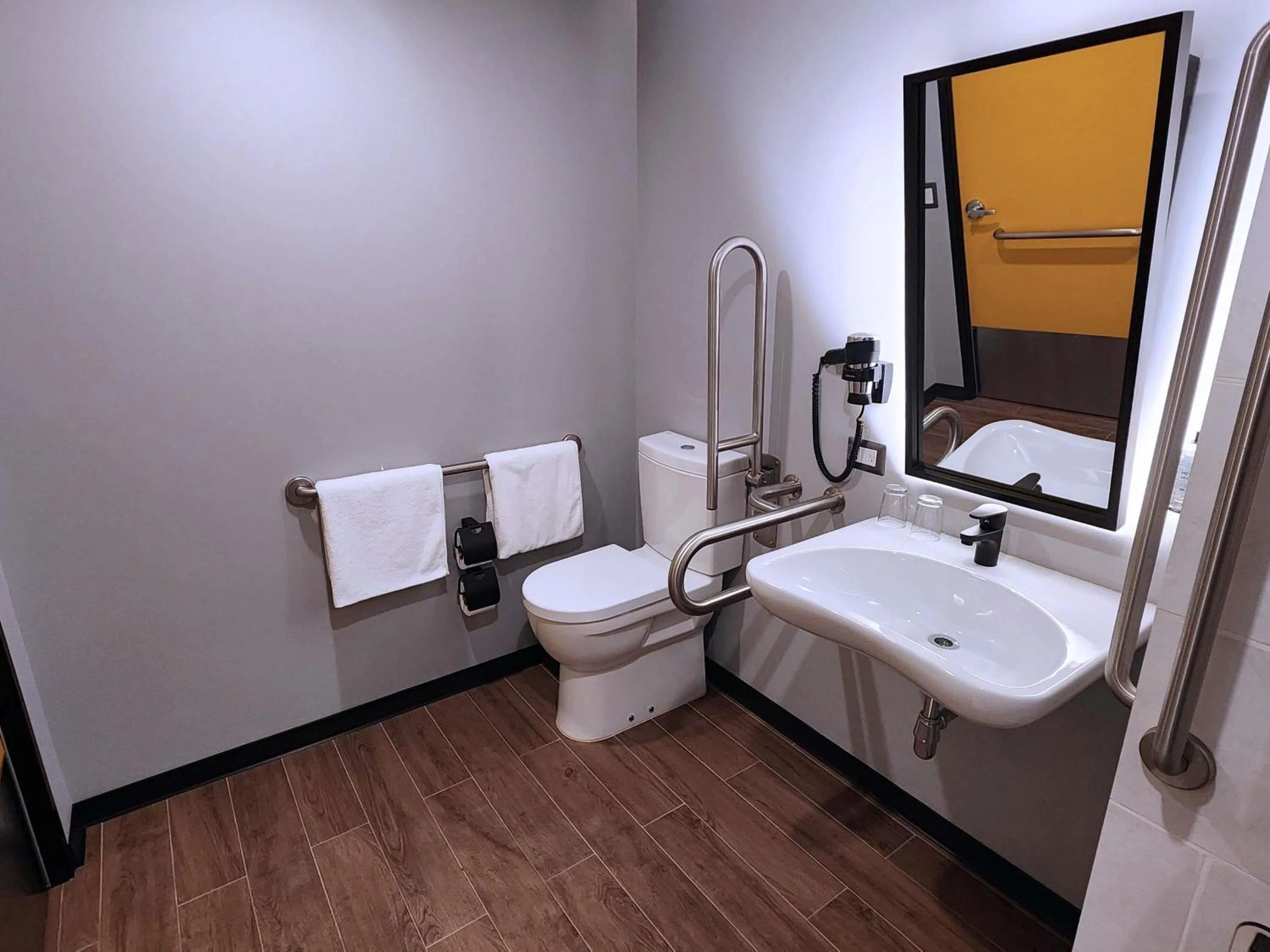 Bedroom in ibis styles Lima San Isidro