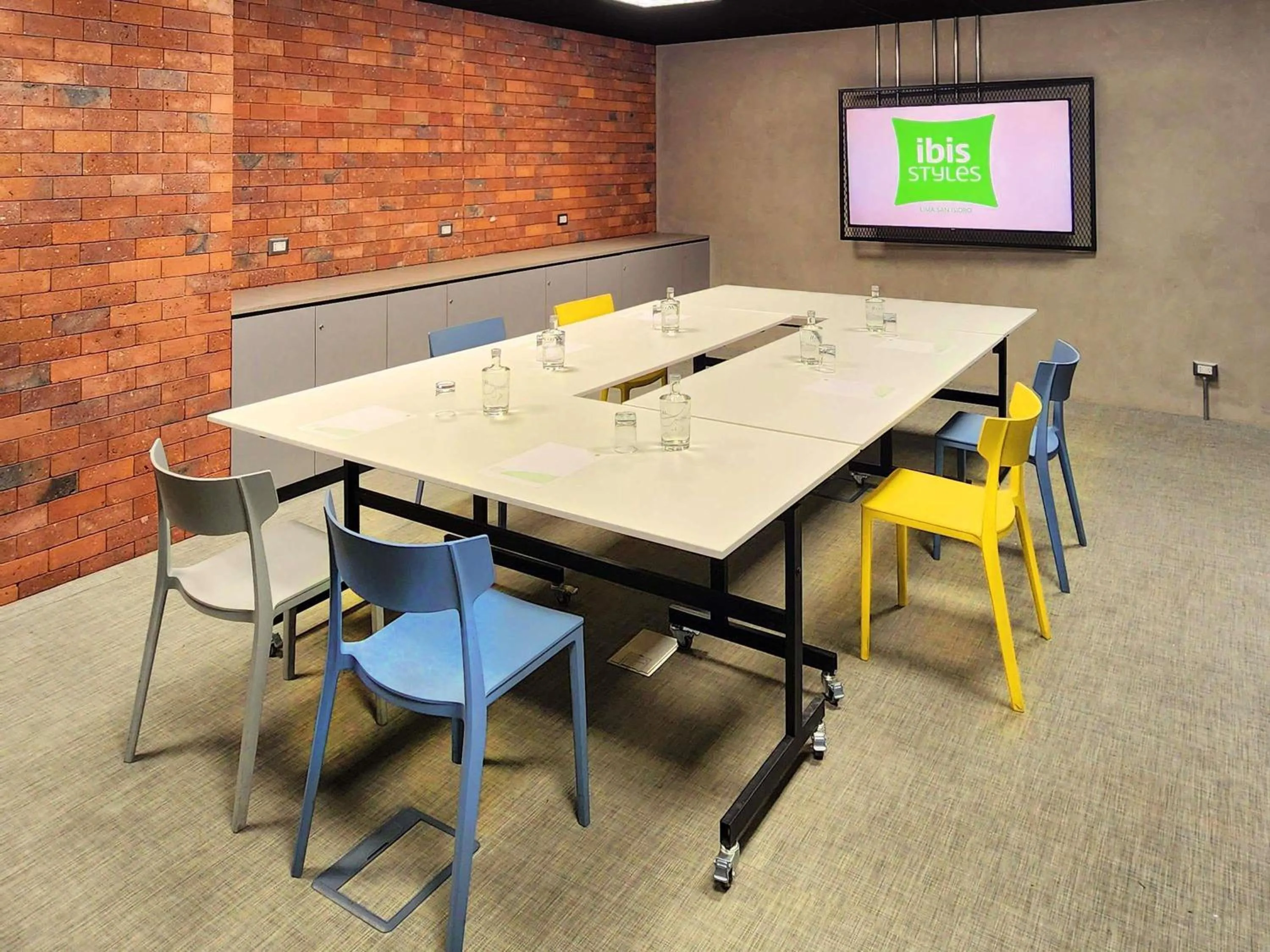 Meeting/conference room in ibis styles Lima San Isidro