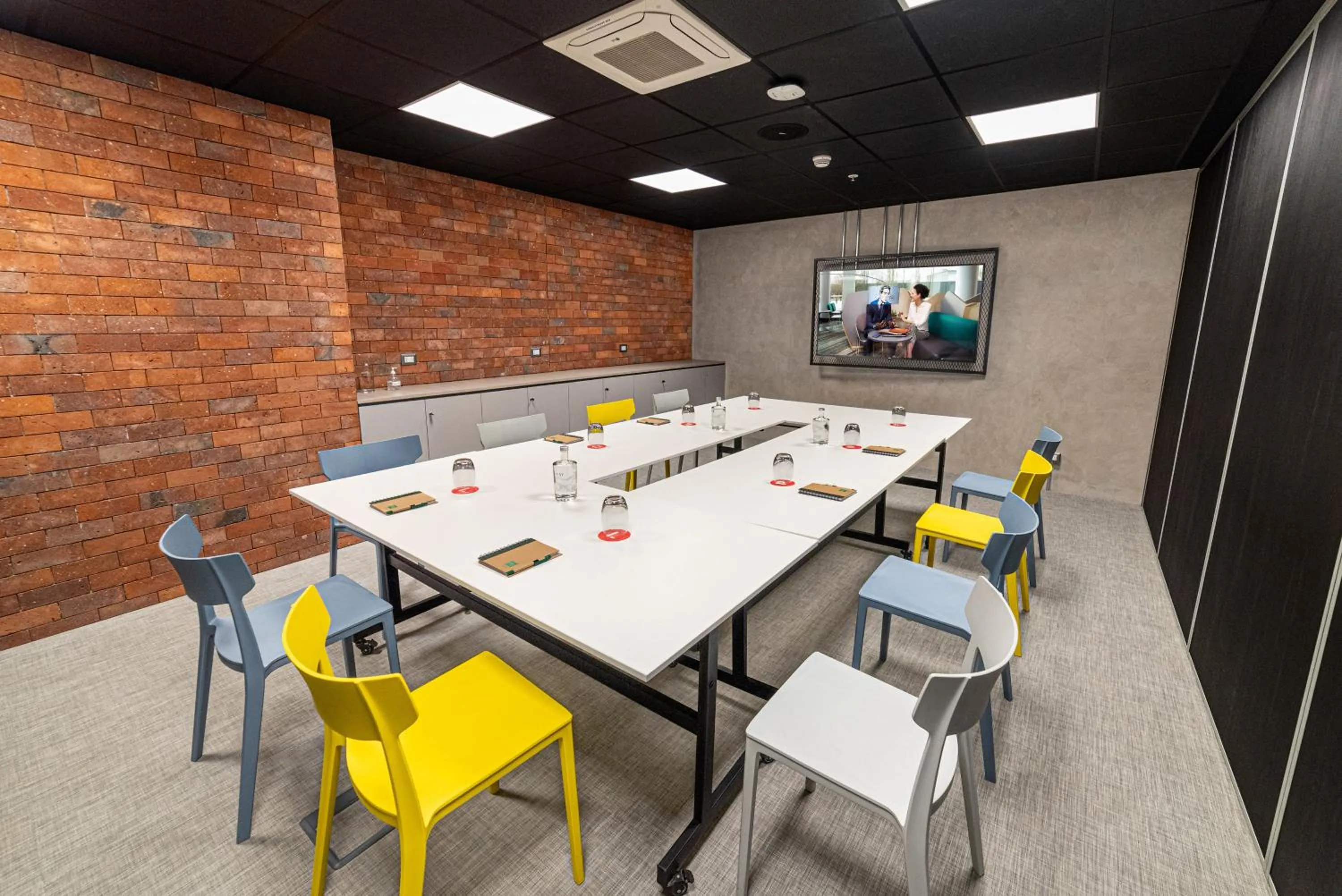 Meeting/conference room in ibis styles Lima San Isidro