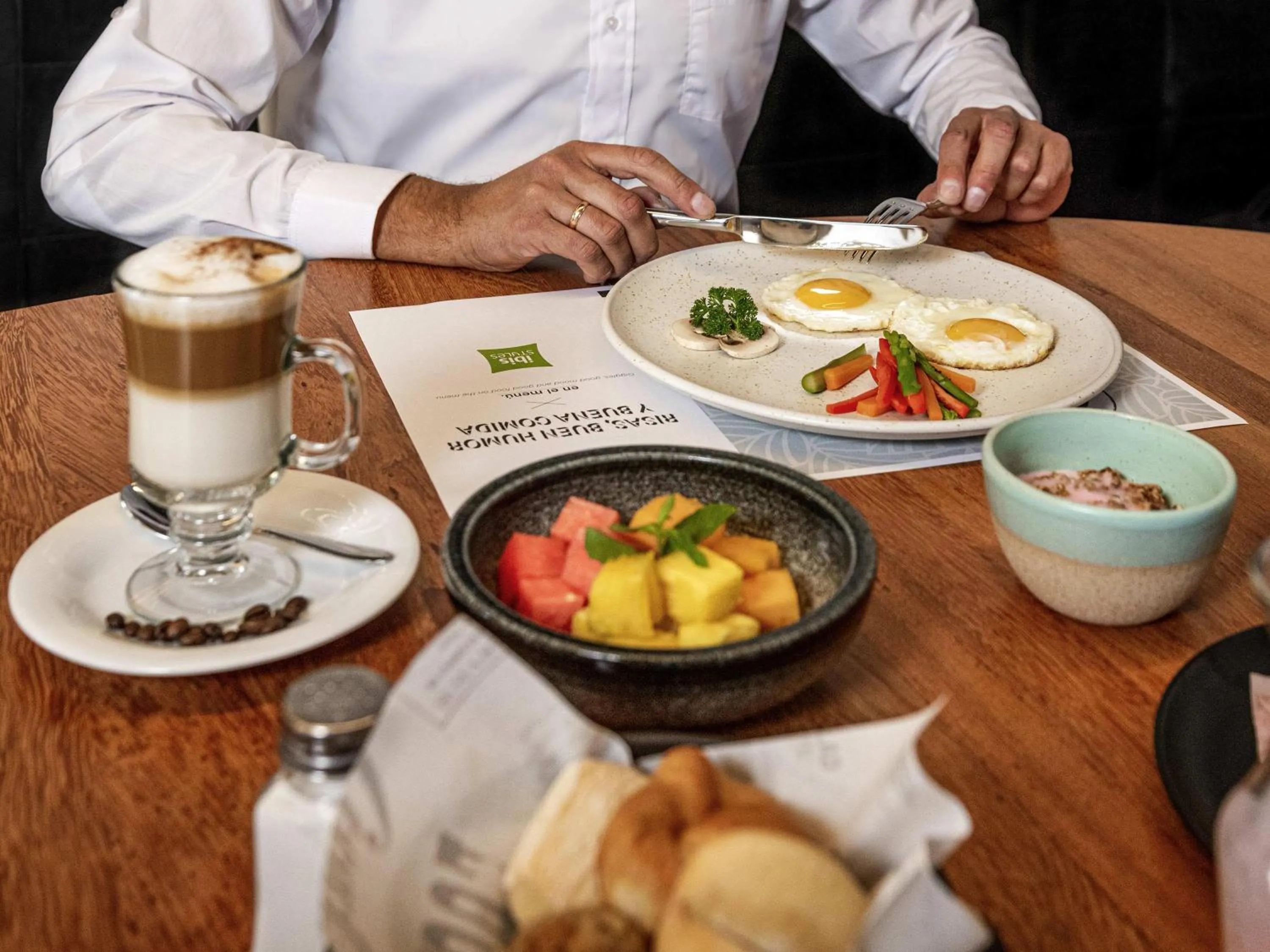 Restaurant/places to eat in ibis styles Lima San Isidro