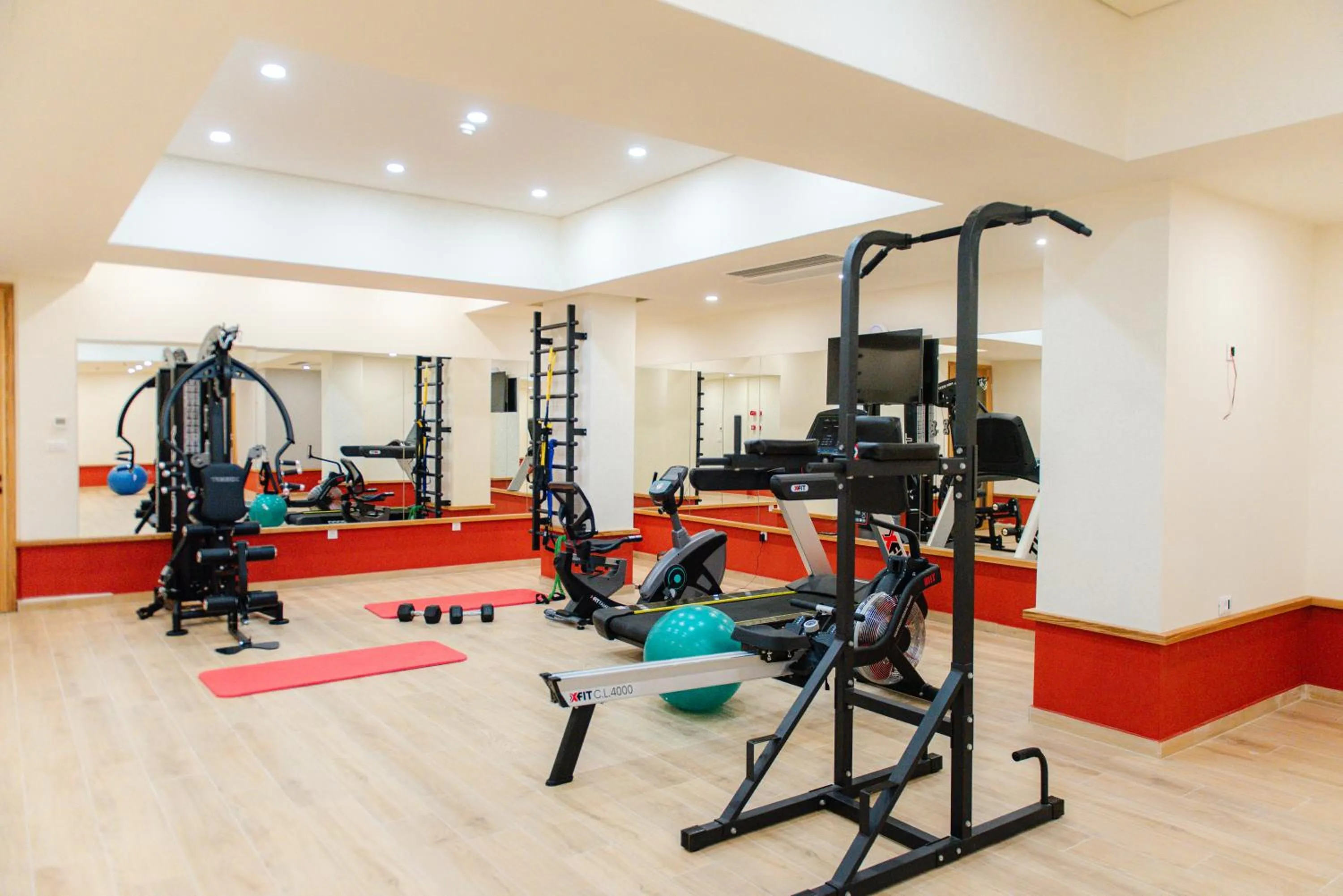 Fitness centre/facilities in Relax Hotel