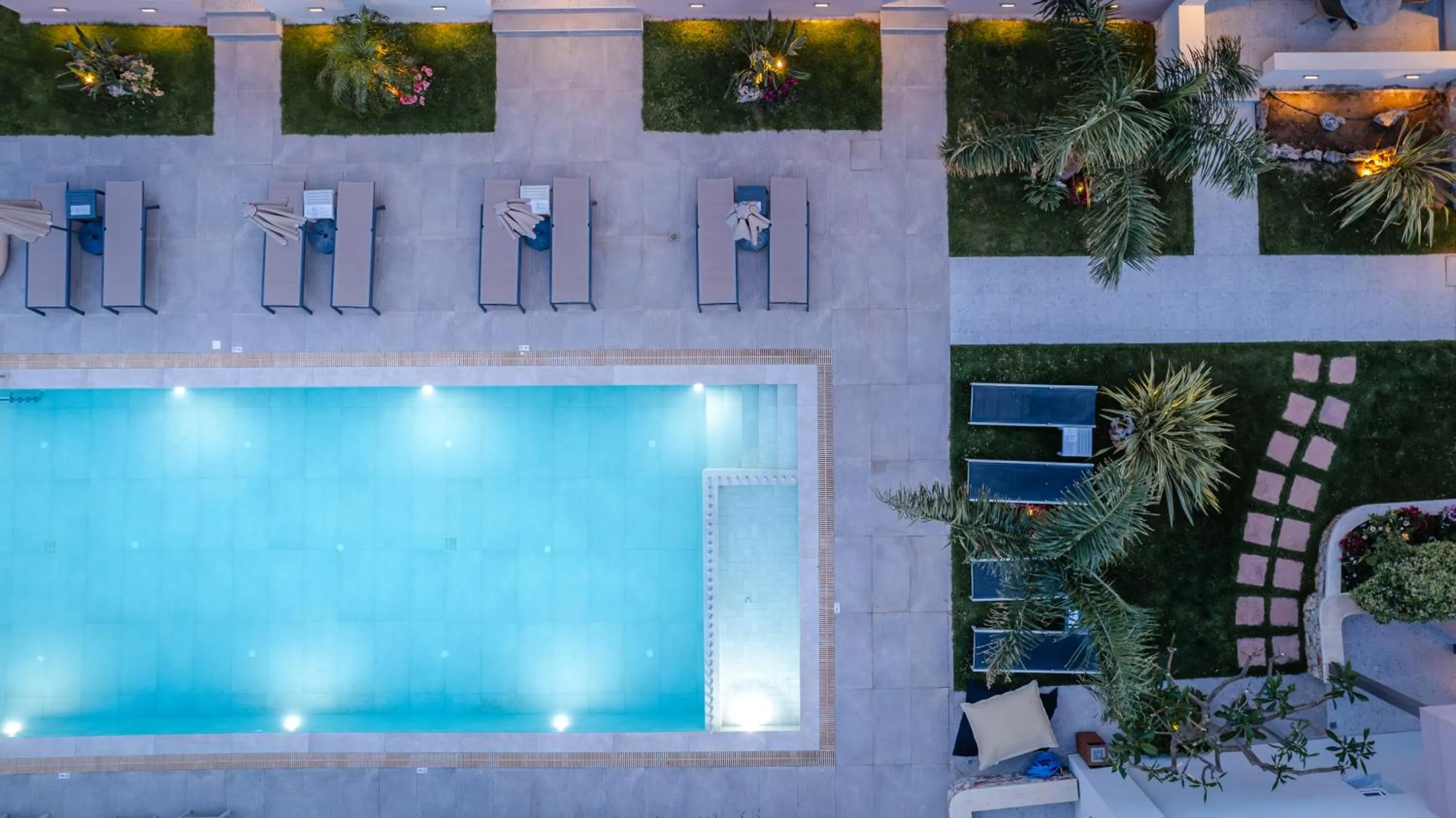 Pool view in Relax Hotel