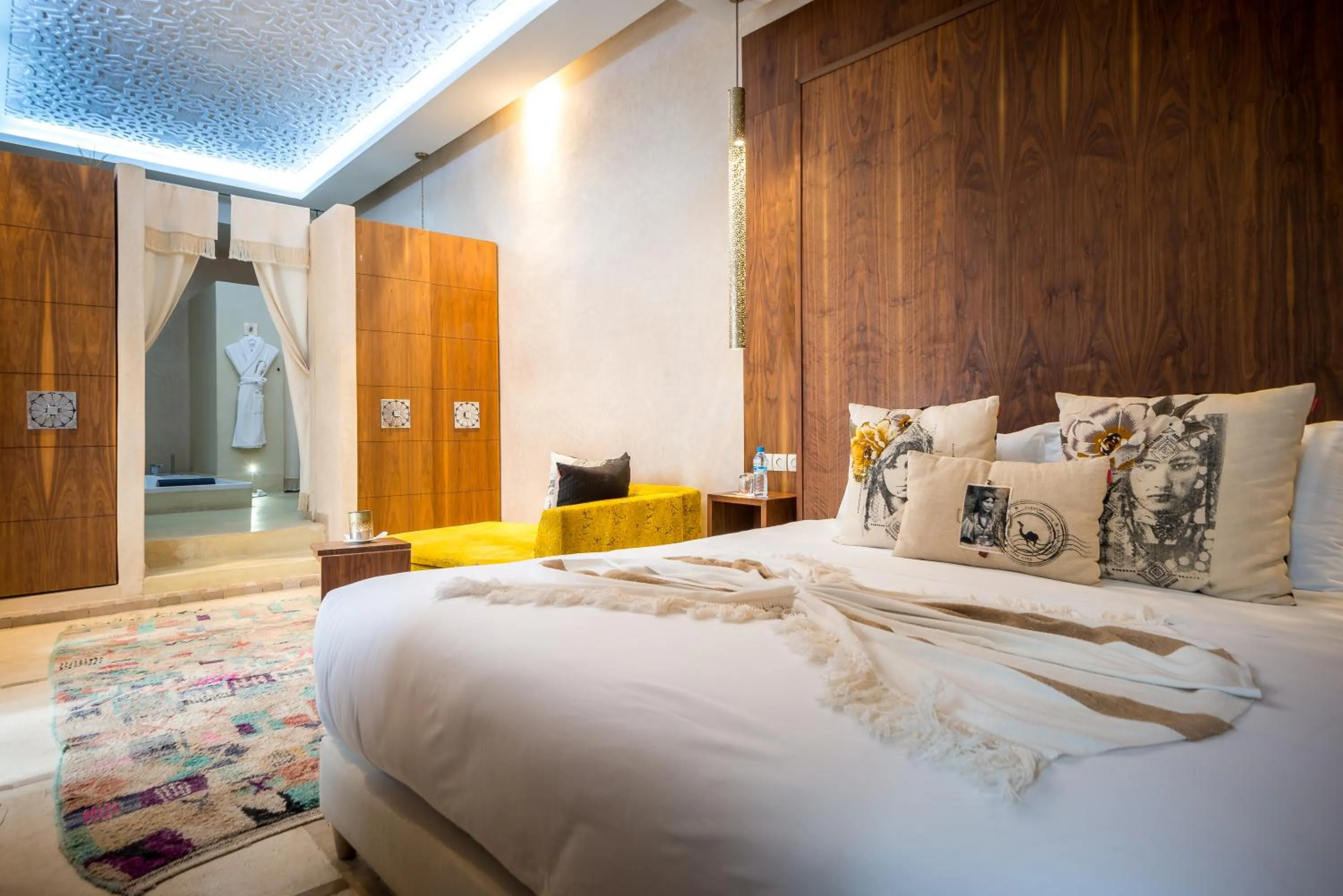 Photo of the whole room, Bed in Riad Houma