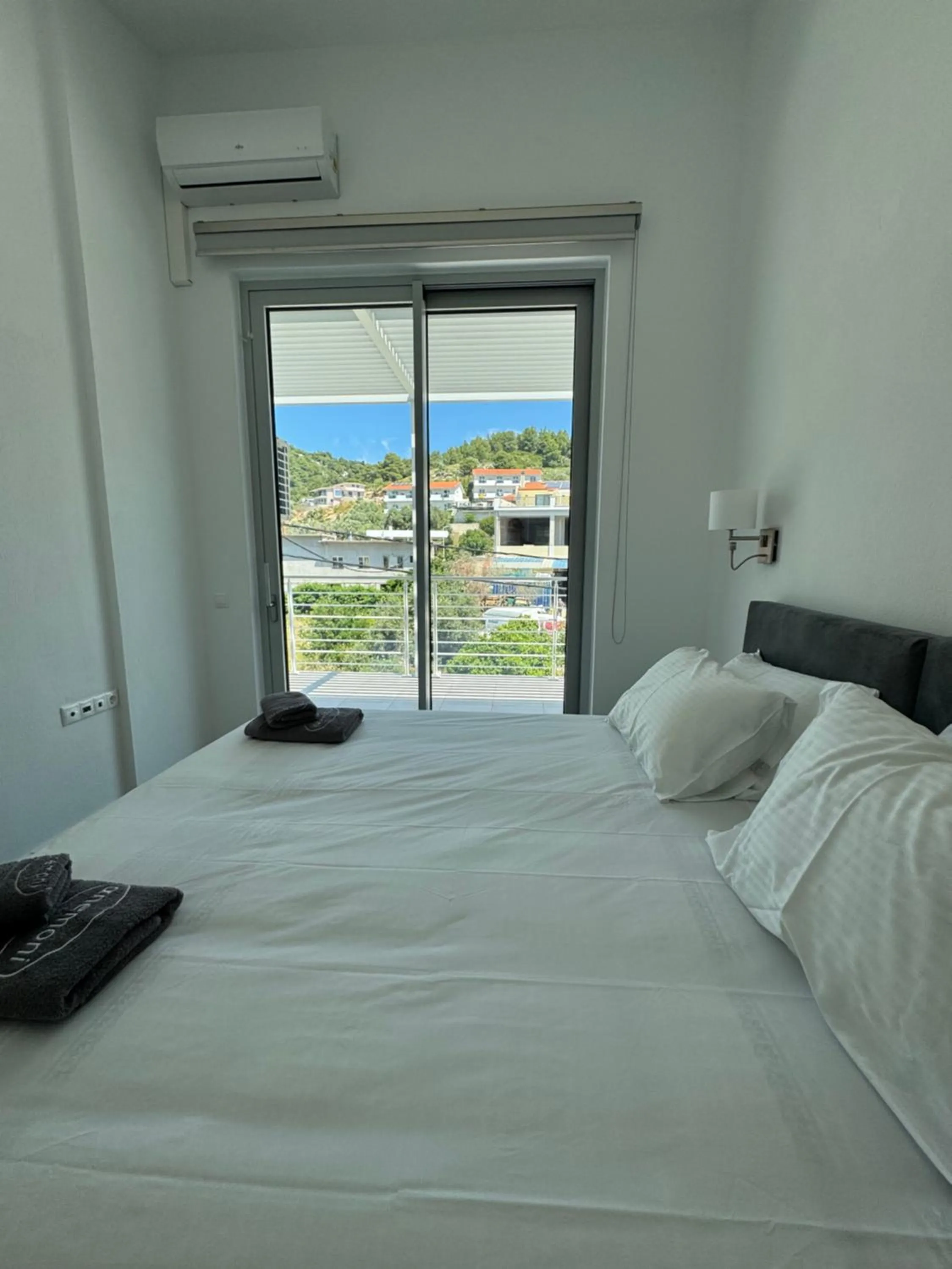 Bedroom, Bed in Anemoni Beach Hotel