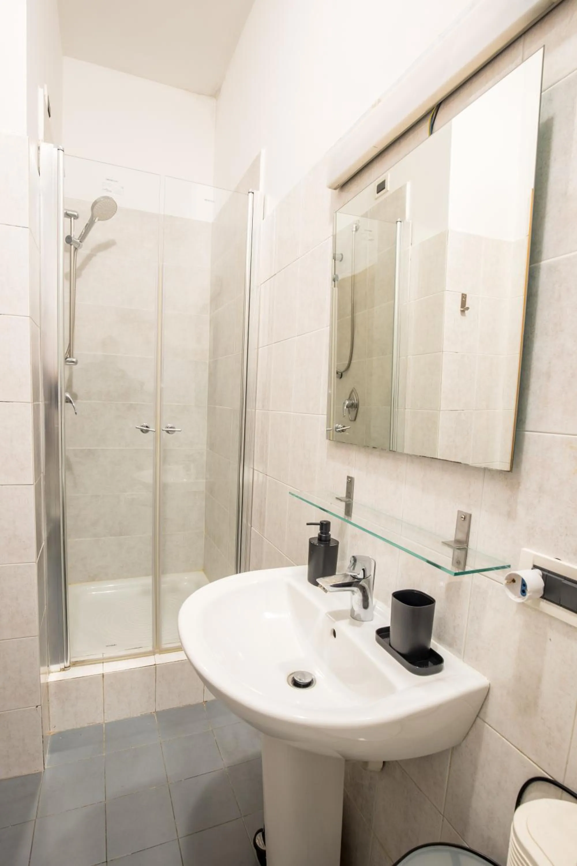 Shower in Palazzo Santori