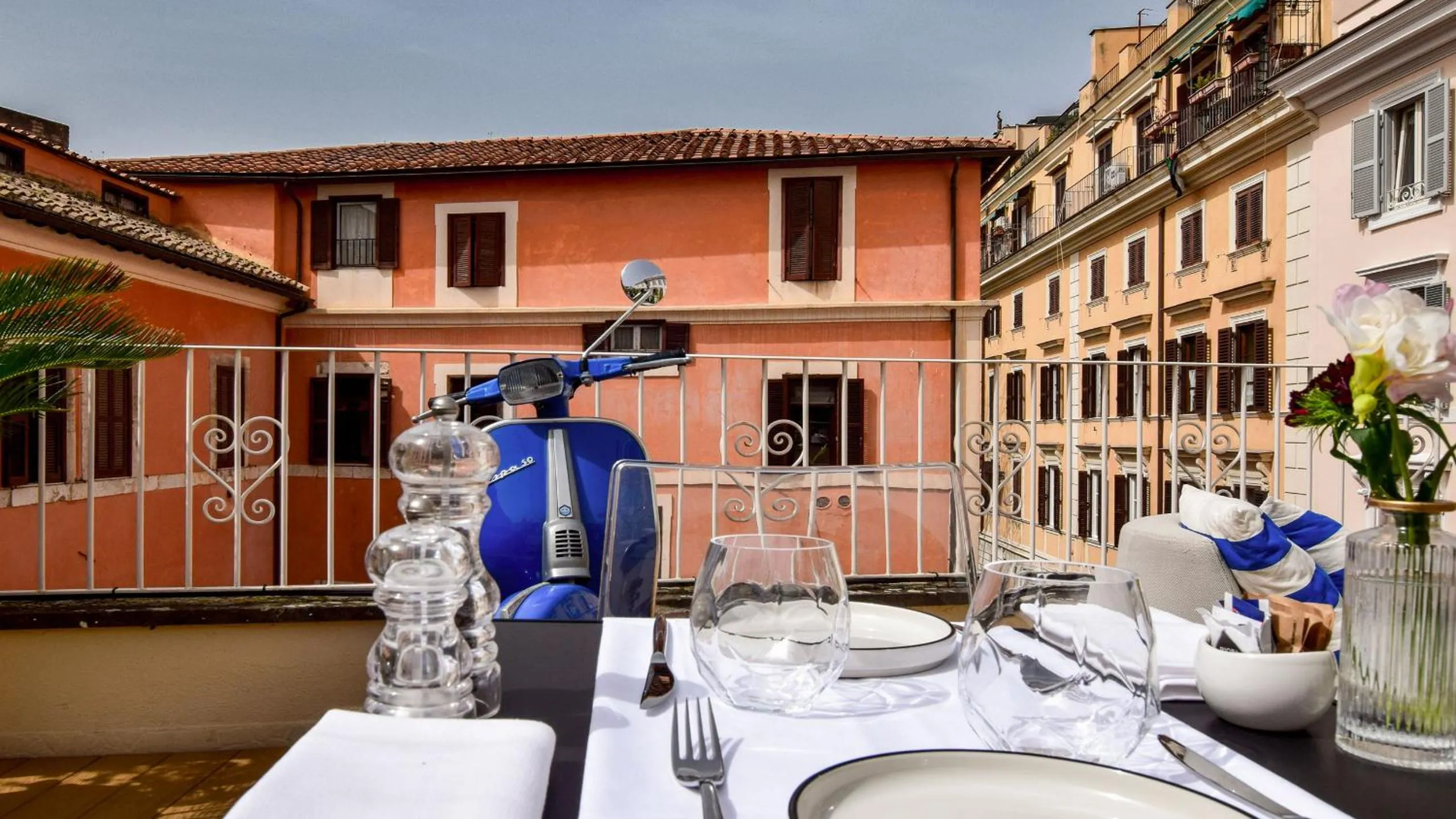 Restaurant/places to eat in MyTALE Creative Academy Hotel