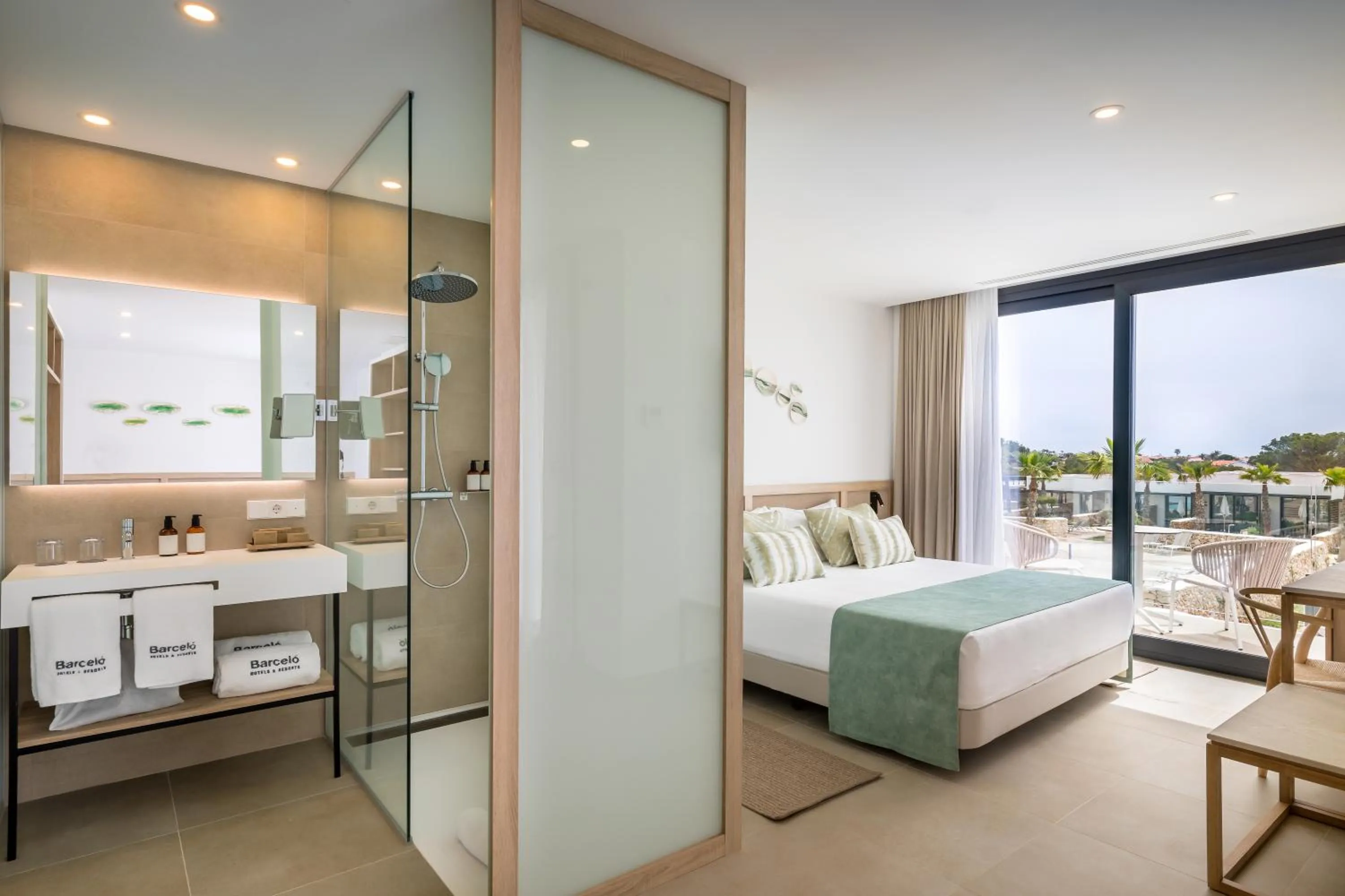 Bathroom, Bed in Barceló Nura