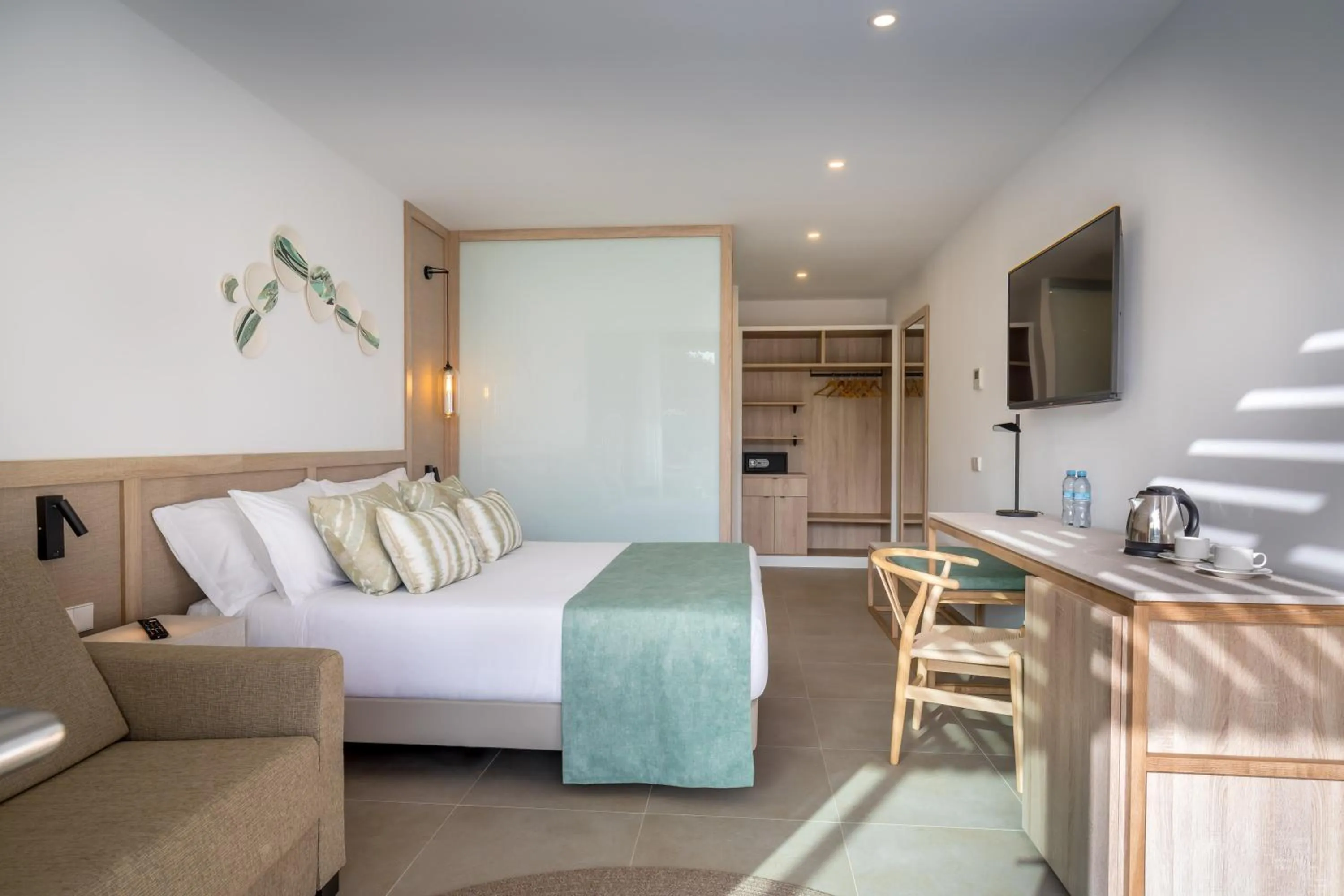 Living room, Bed in Barceló Nura