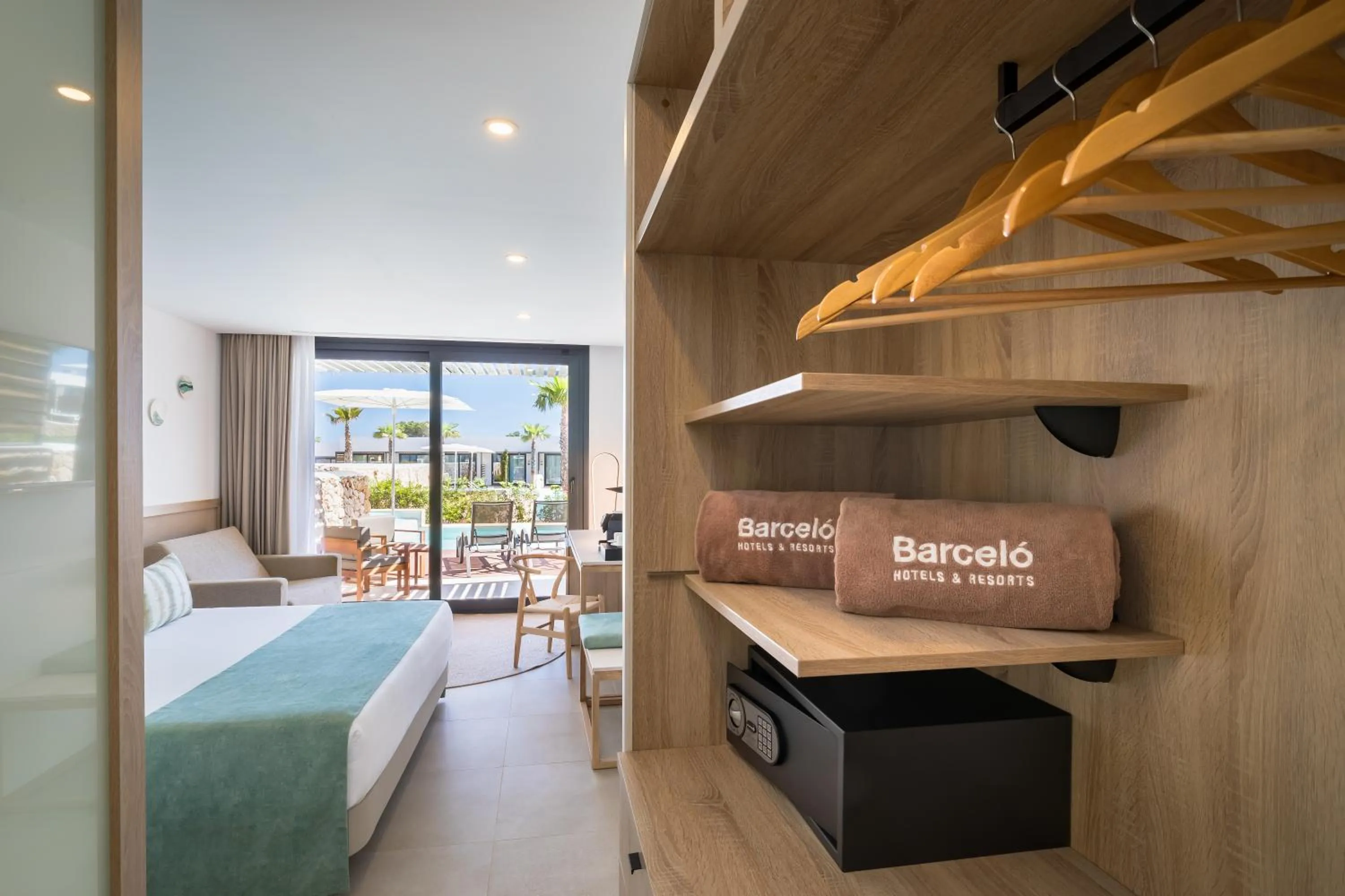 Bedroom, Bed in Barceló Nura