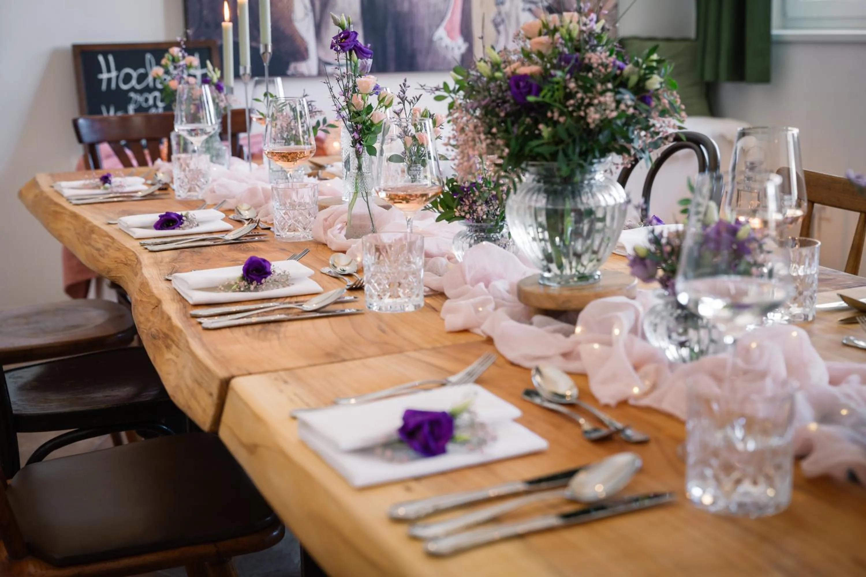 Restaurant/places to eat in Narzissendorf Zloam