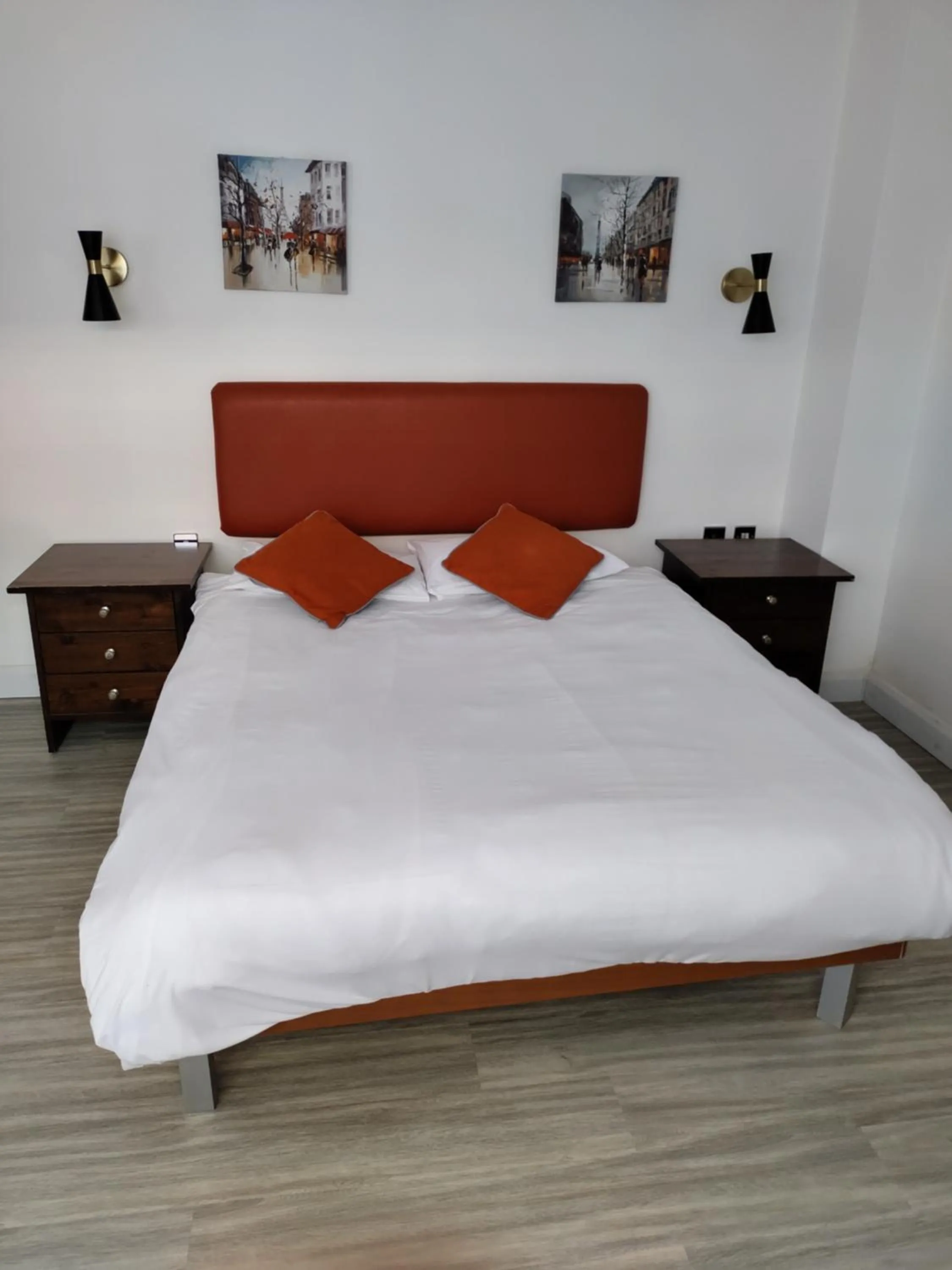 Bedroom, Bed in Roland House