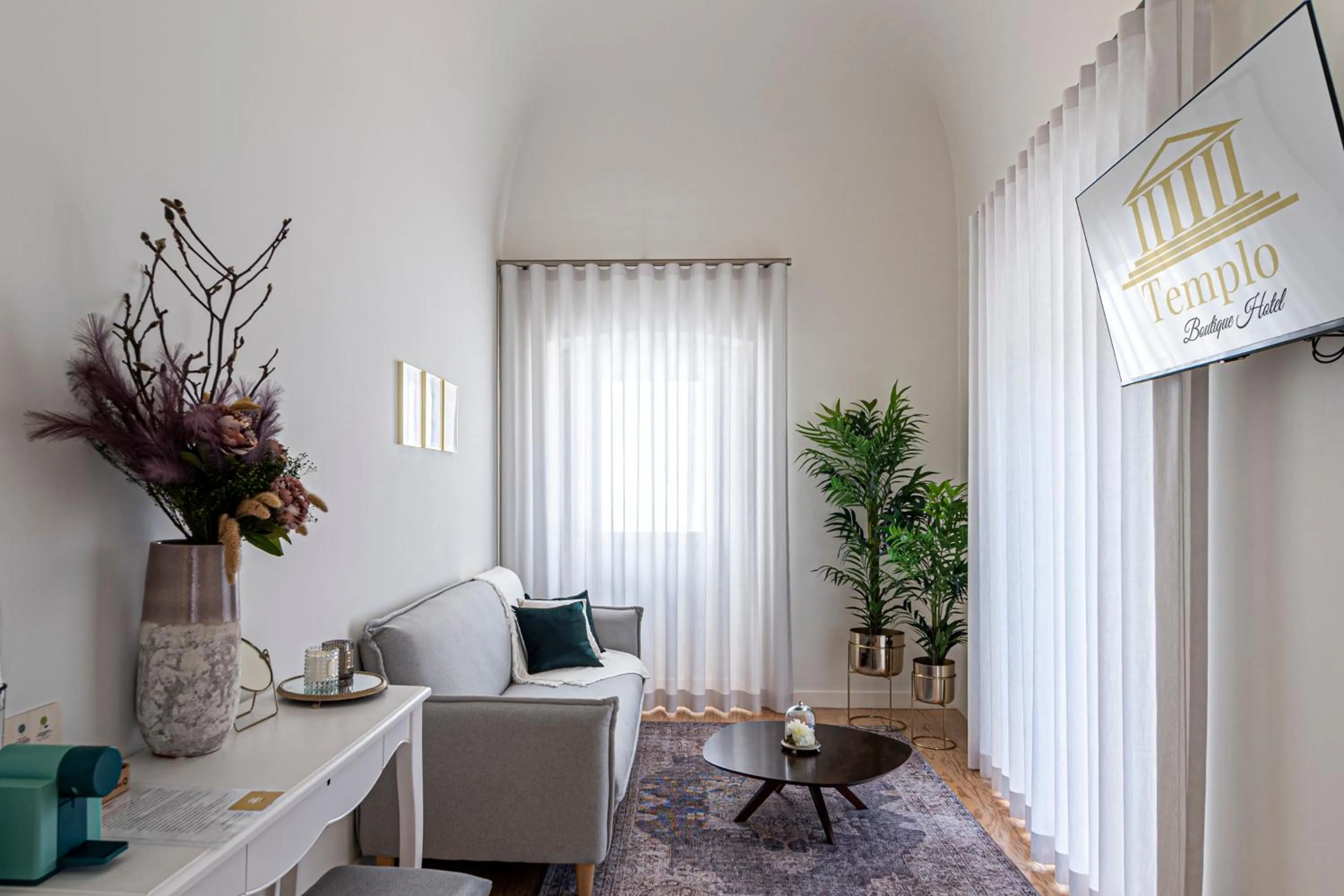Living room in Templo Boutique Hotel