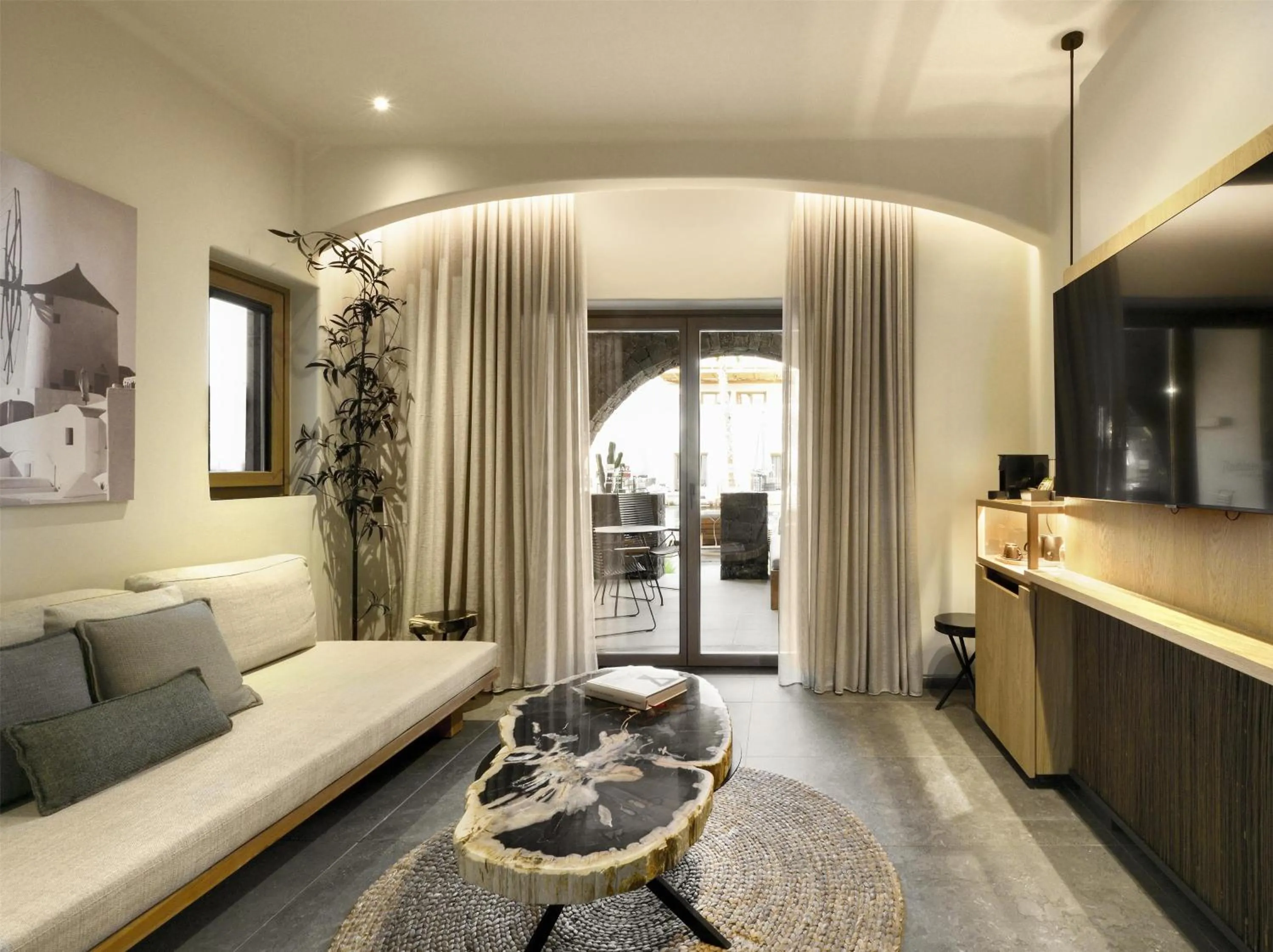 Photo of the whole room in Radisson Blu Zaffron Resort, Santorini