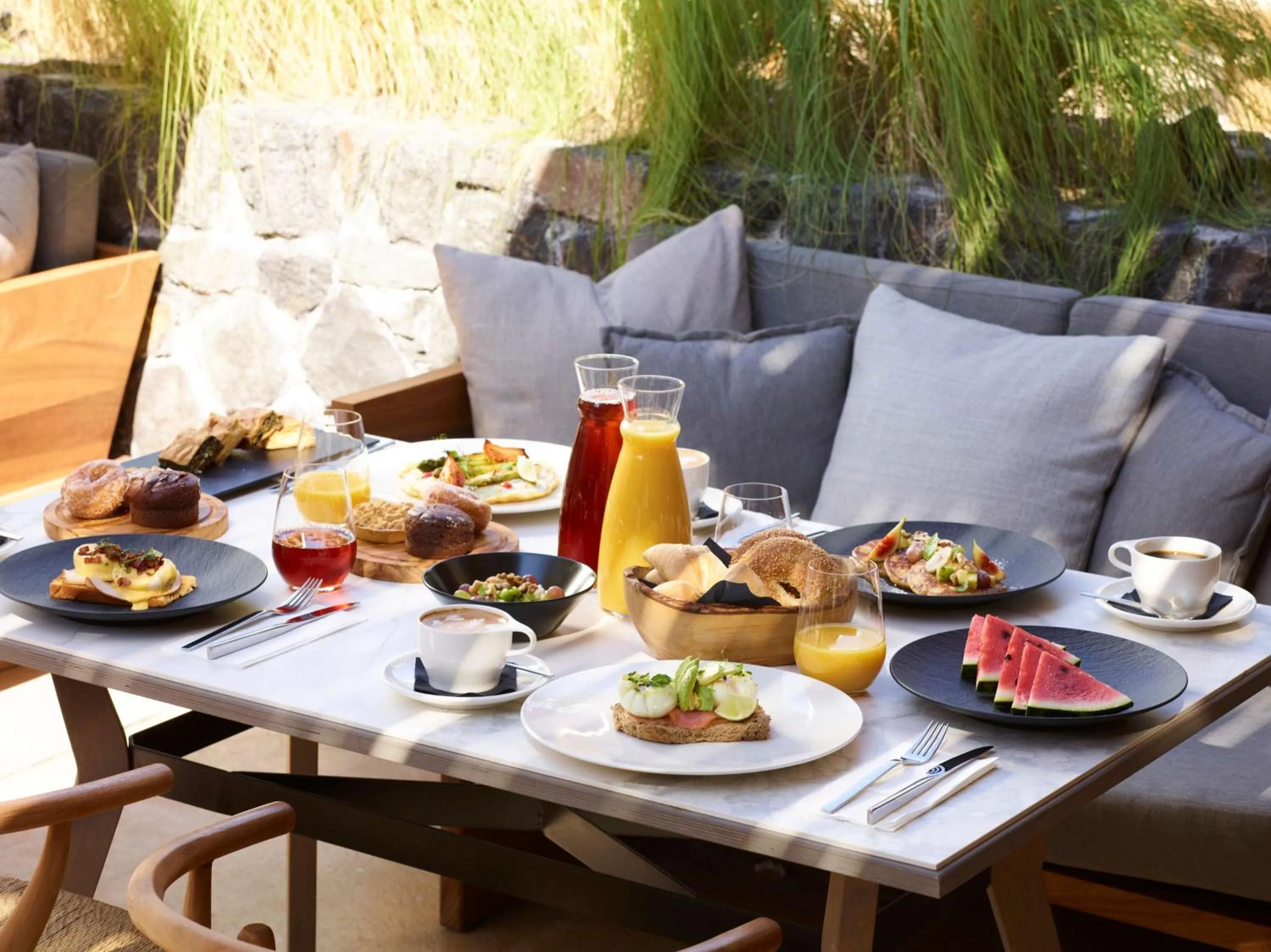 Restaurant/places to eat in Radisson Blu Zaffron Resort, Santorini