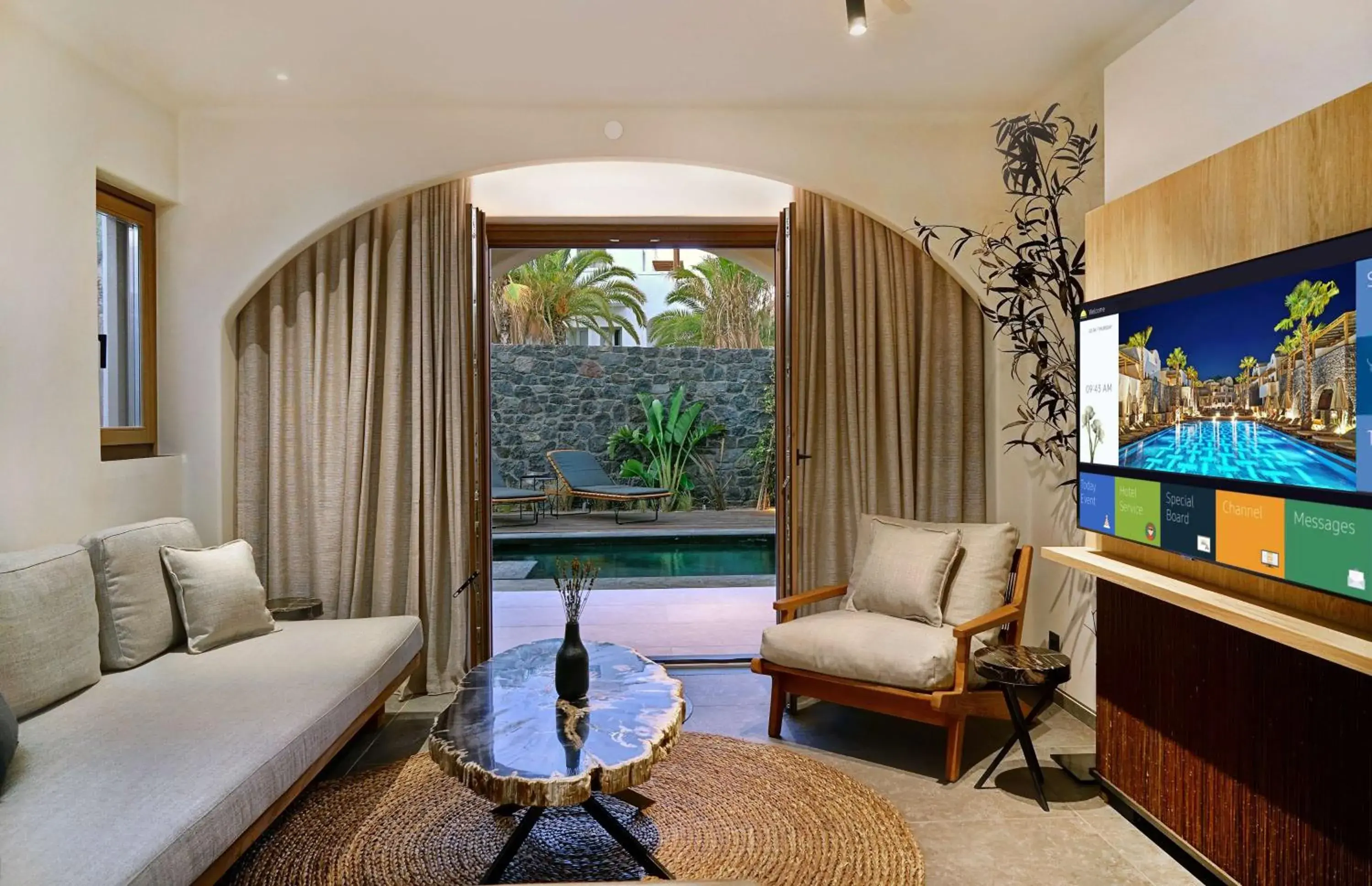 Villa-1 Bedroom-Terrace-Plunge Pool in Radisson Blu Zaffron Resort, Santorini Villa-1 Bedroom-Terrace-Plunge Pool in Radisson Blu Zaffron Resort, Santorini