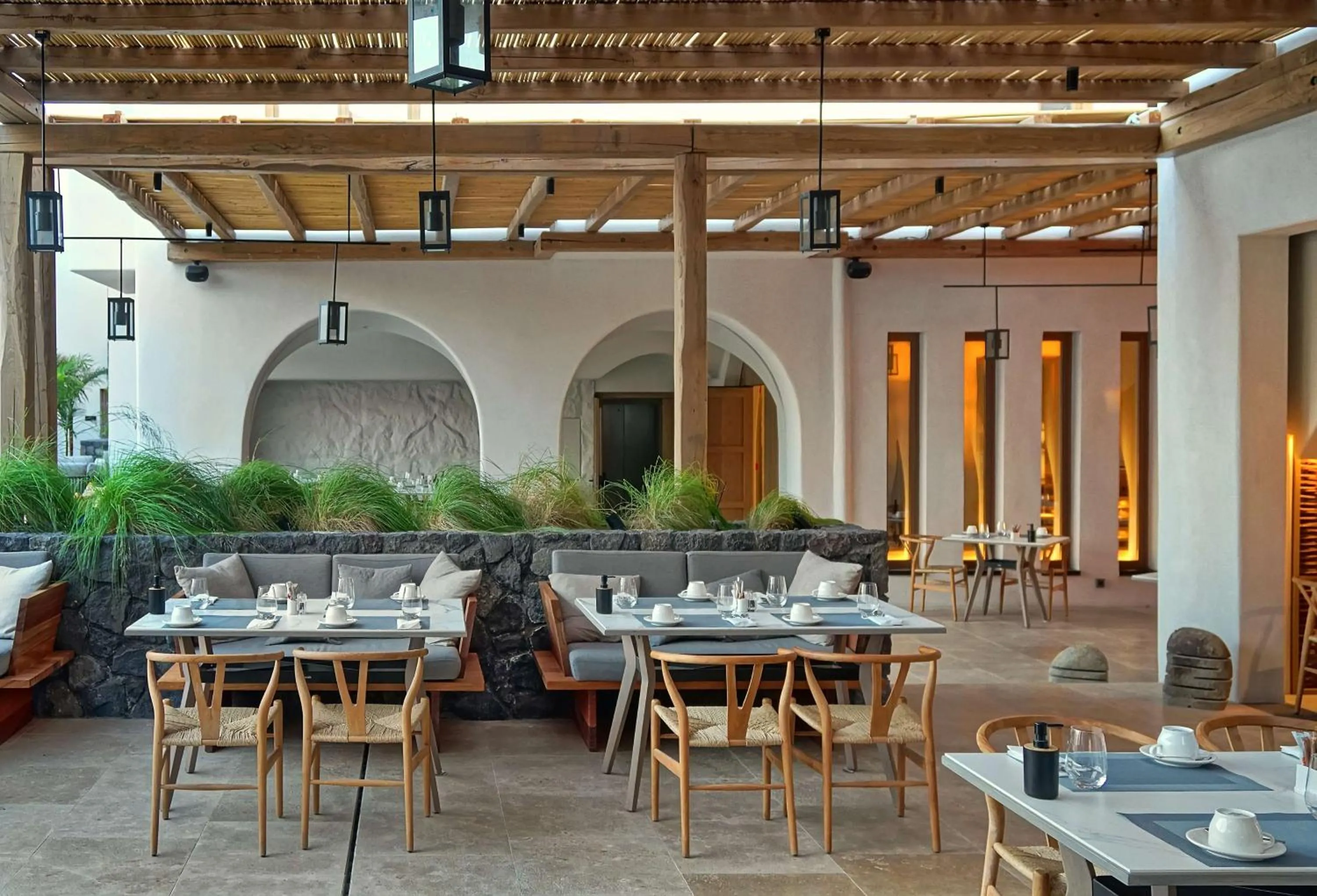 Restaurant/places to eat in Radisson Blu Zaffron Resort, Santorini