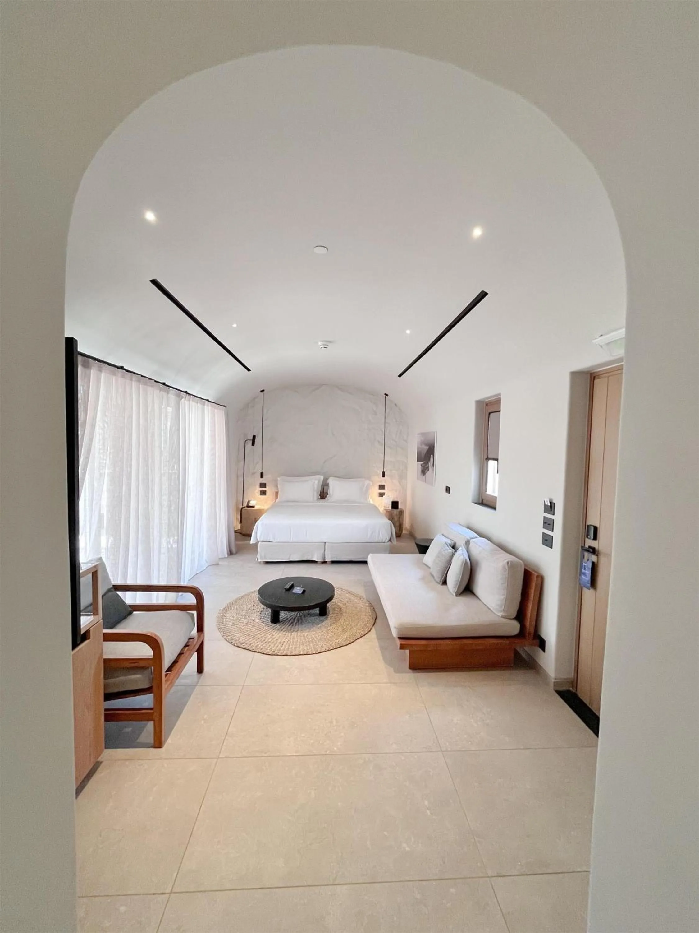 Photo of the whole room, Bed in Radisson Blu Zaffron Resort, Santorini