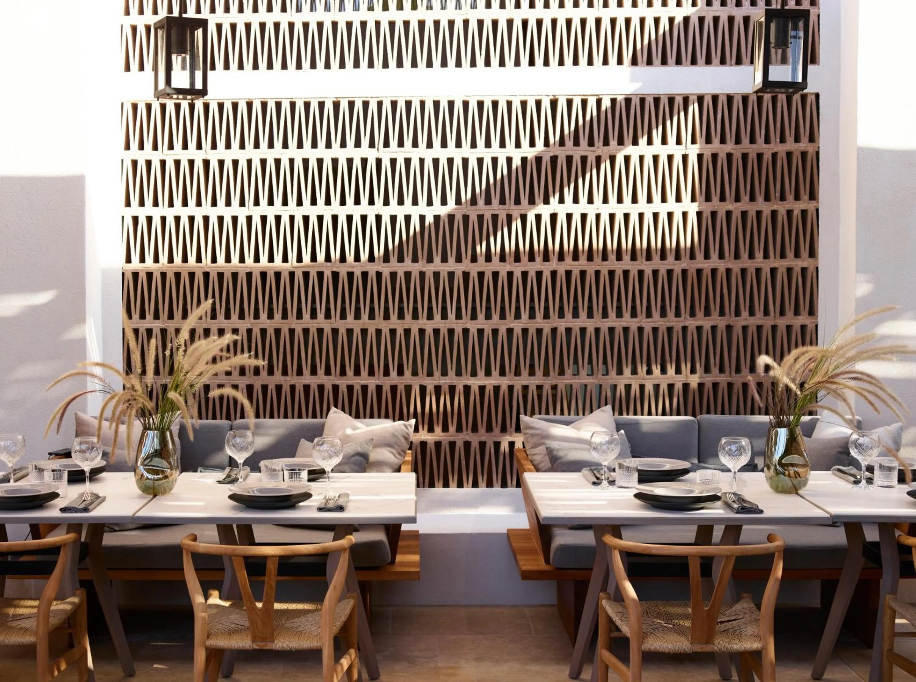 Restaurant/places to eat in Radisson Blu Zaffron Resort, Santorini