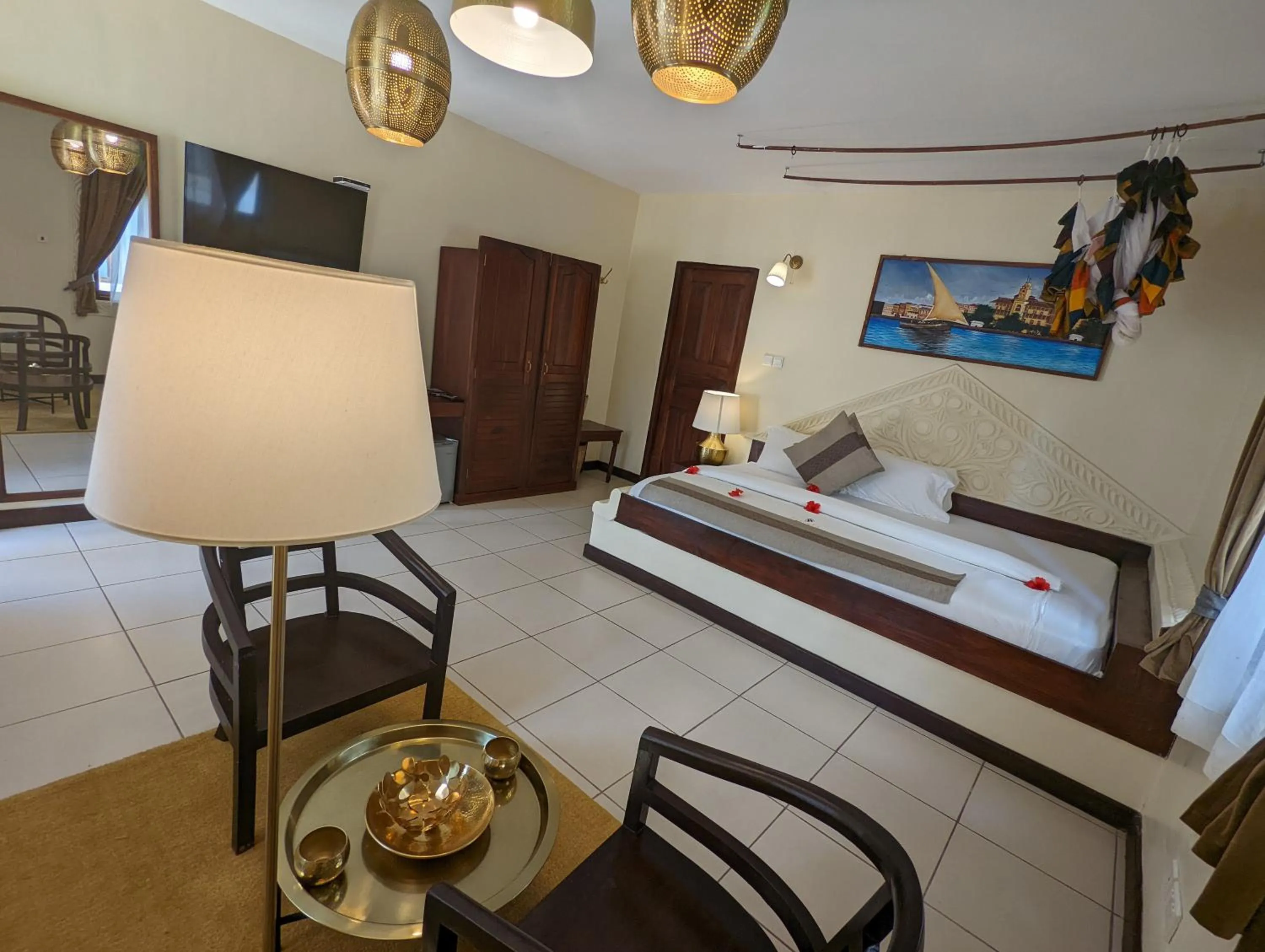 Bedroom, Bed in Smiles Beach Hotel