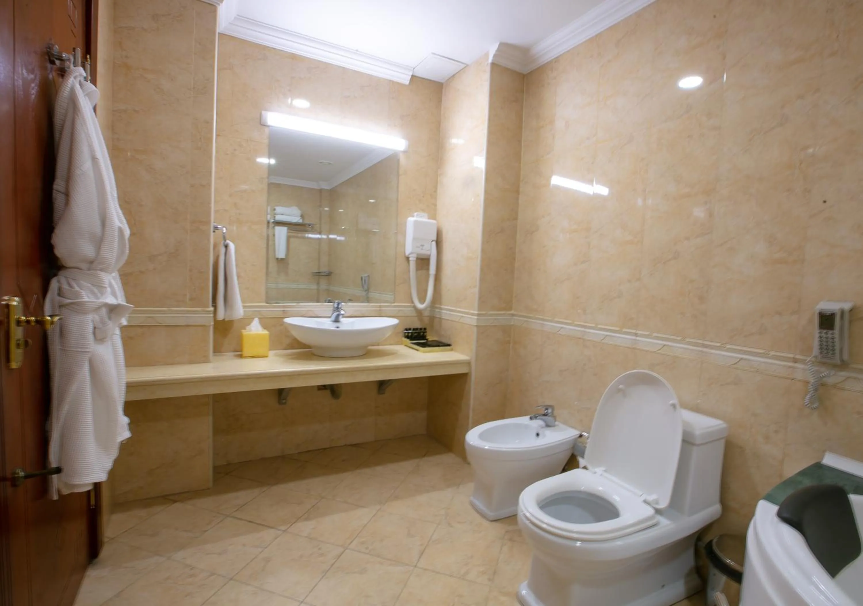 Bathroom in Sheki Palace Hotel