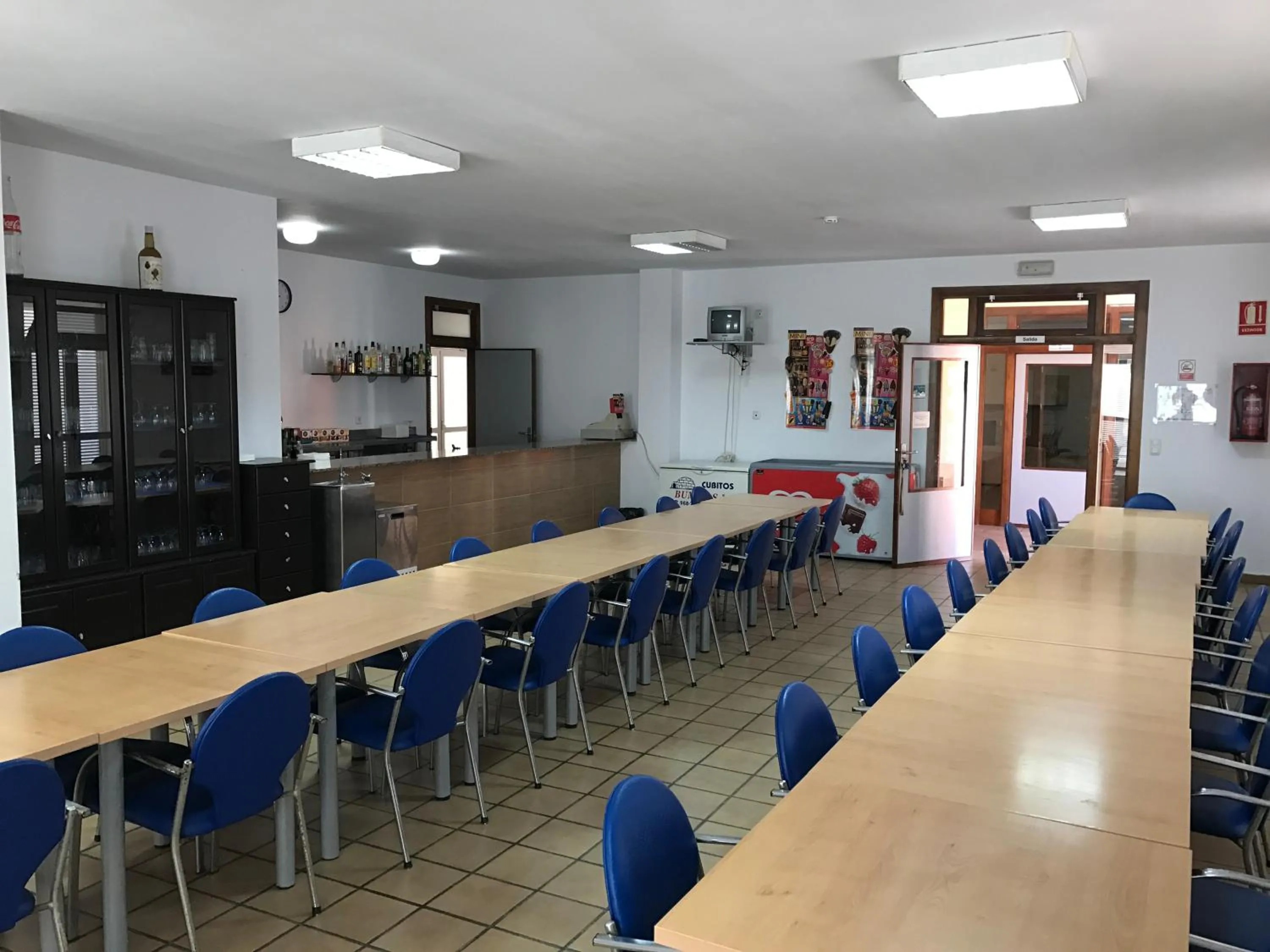 Restaurant/places to eat in Albergue De Puntas De Calnegre