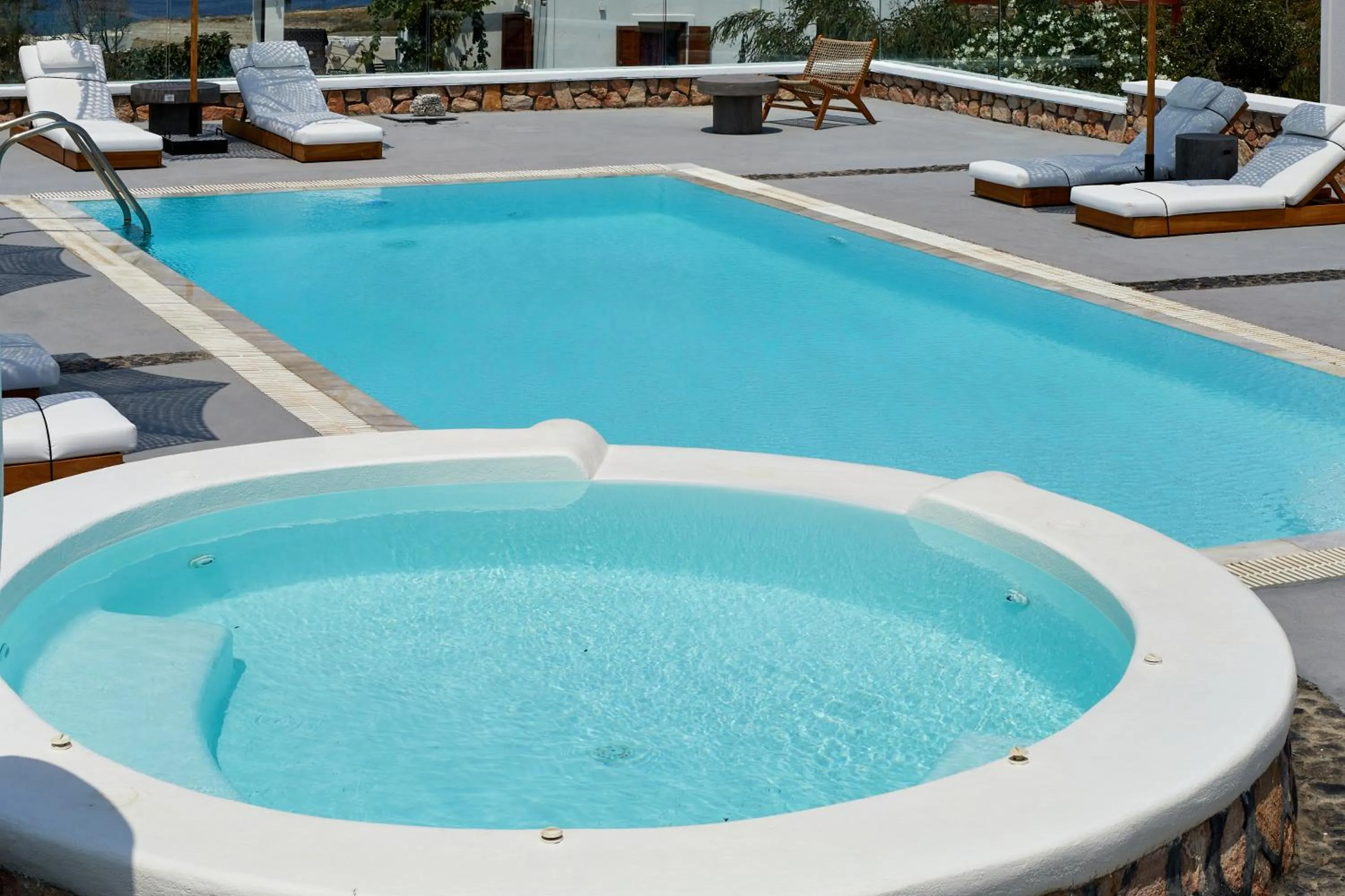 Swimming pool in Symmetry Suites