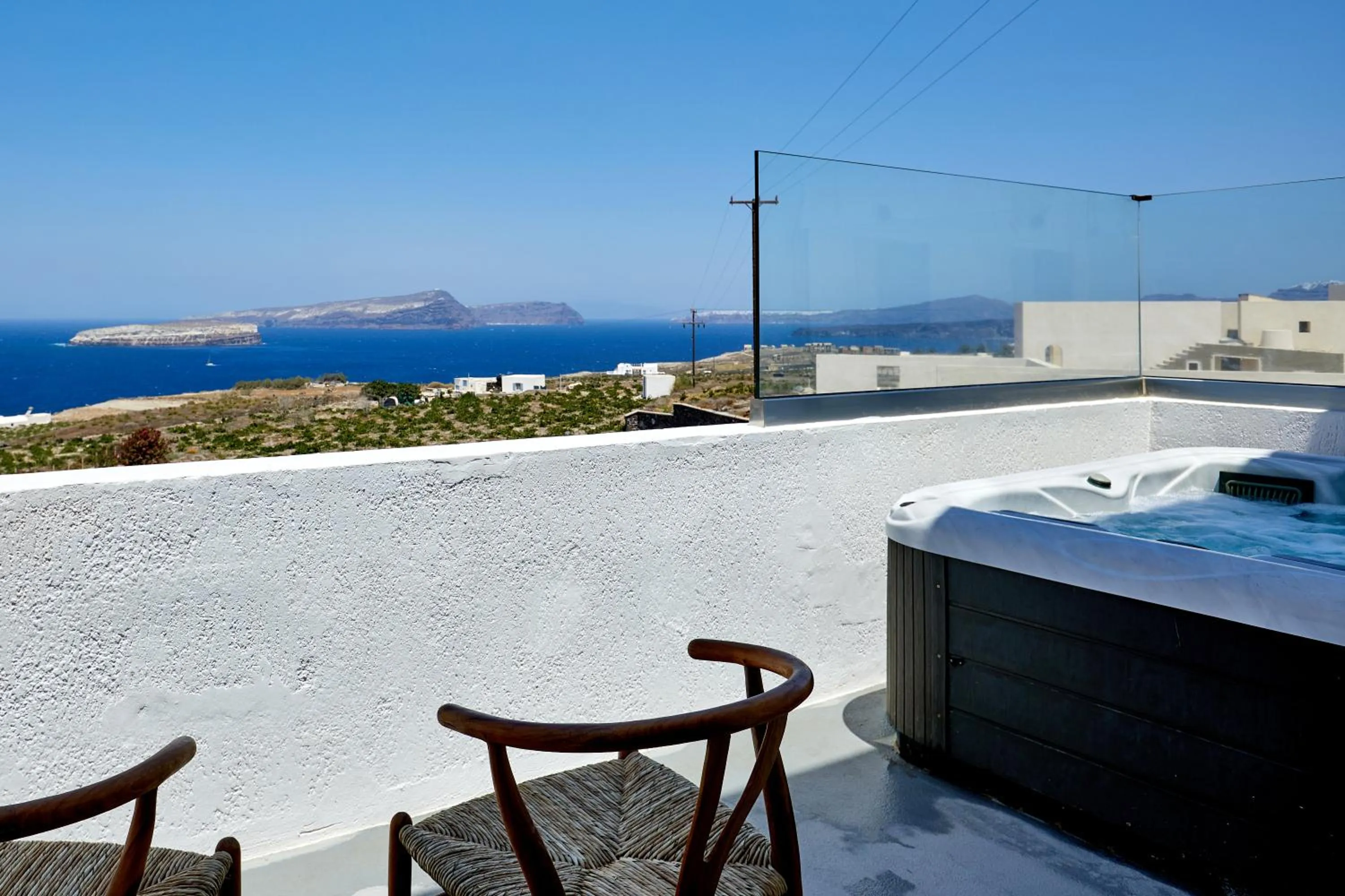 Hot Tub in Symmetry Suites