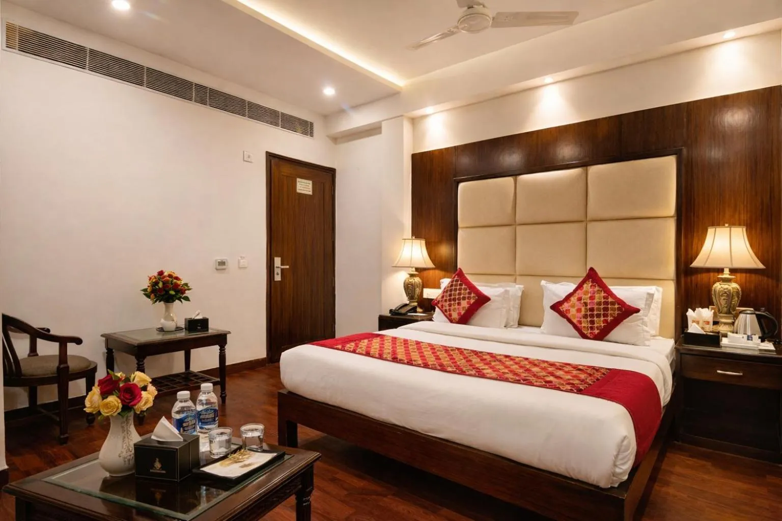 Bed in The Yuvraj By LIVIQ