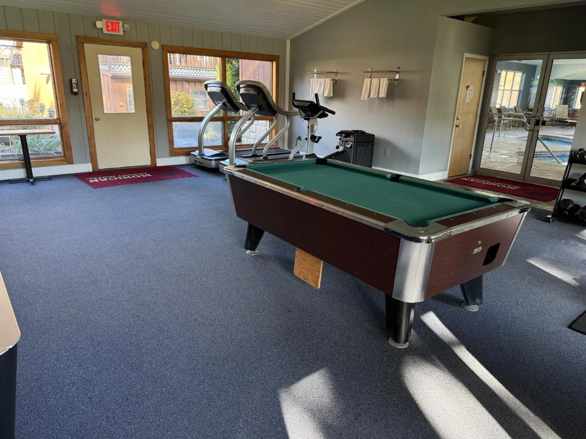 Mohican Resort Motel, Conveniently located to all Lake George attractions