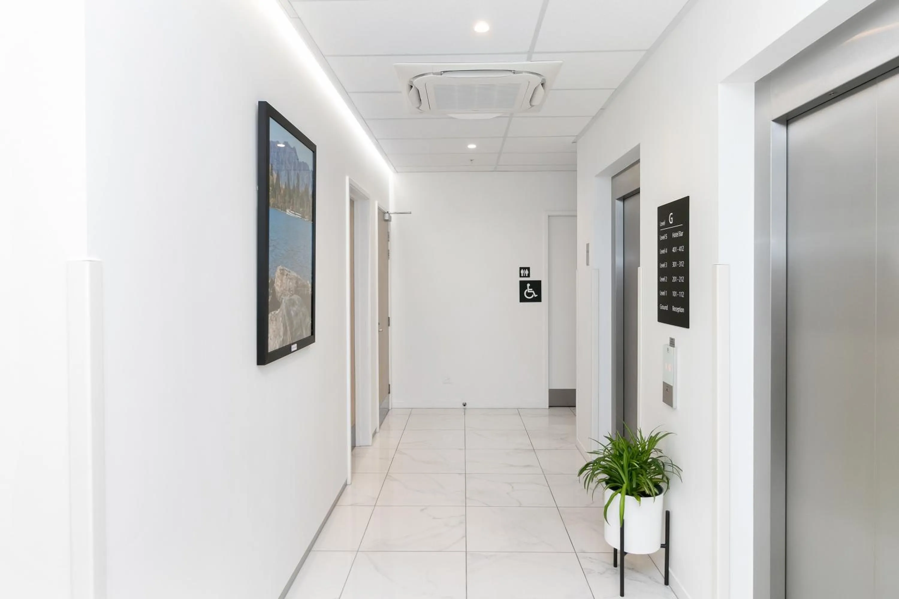 Lobby or reception in Christchurch City Hotel