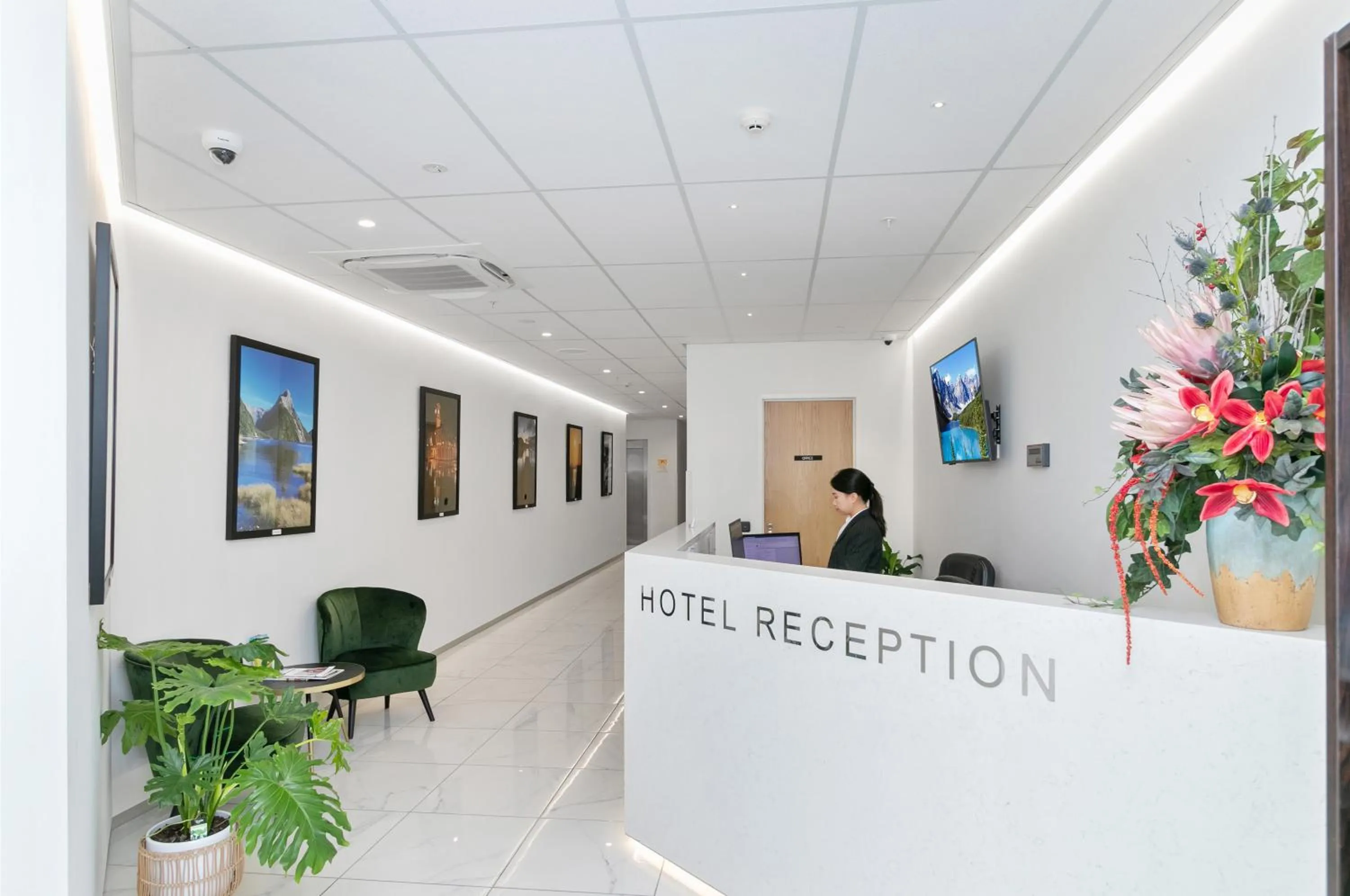 Lobby or reception in Christchurch City Hotel