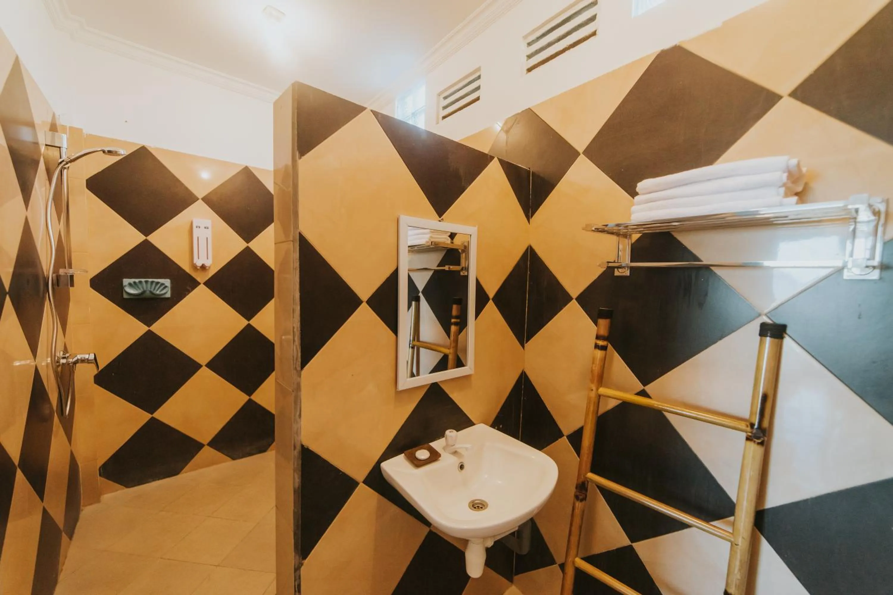 Bathroom in Birru Inn