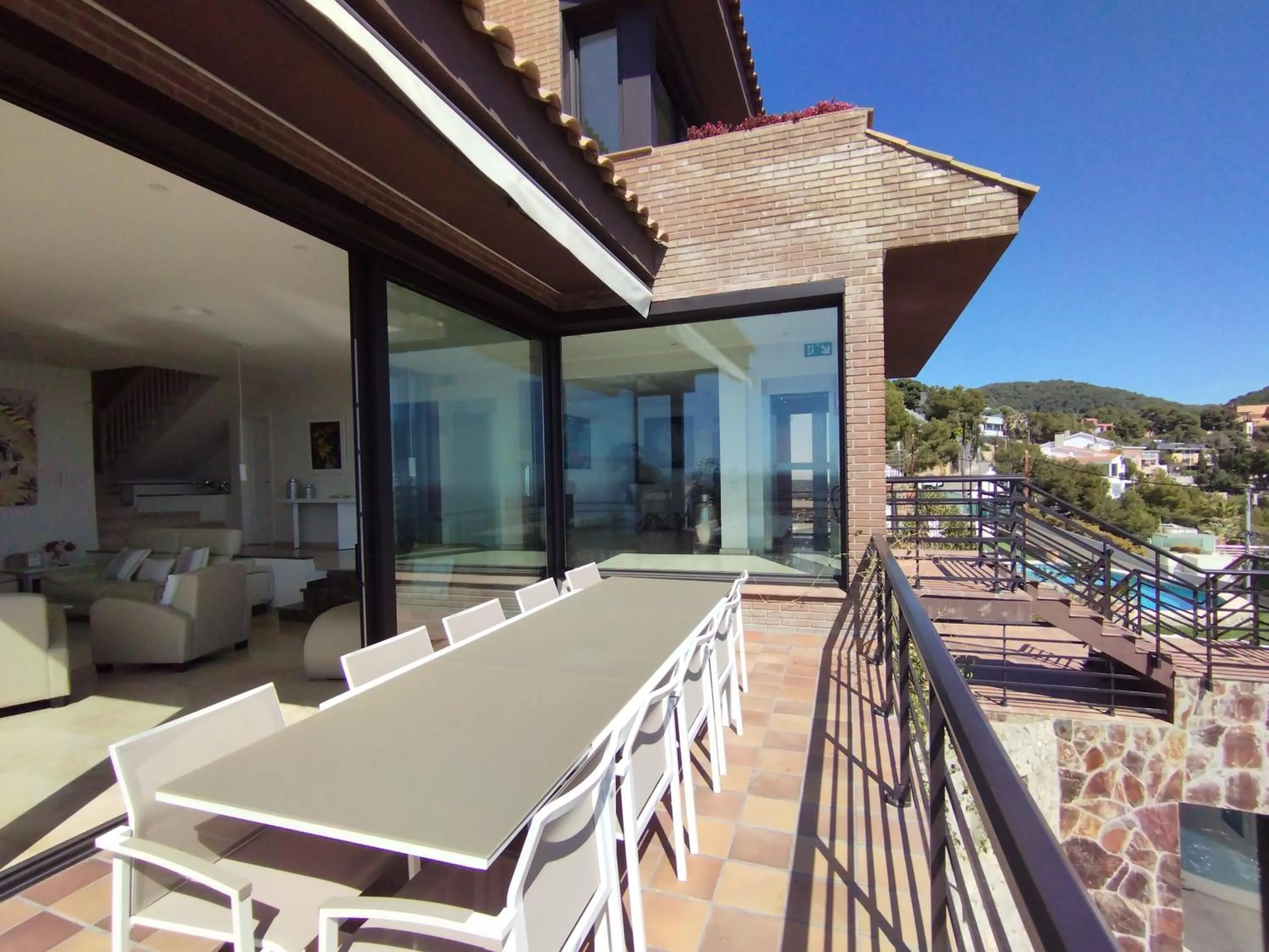 Sitges Spaces Sea View Villa- 6 Bedrooms, 5 bathrooms, 2 private pools, Near center