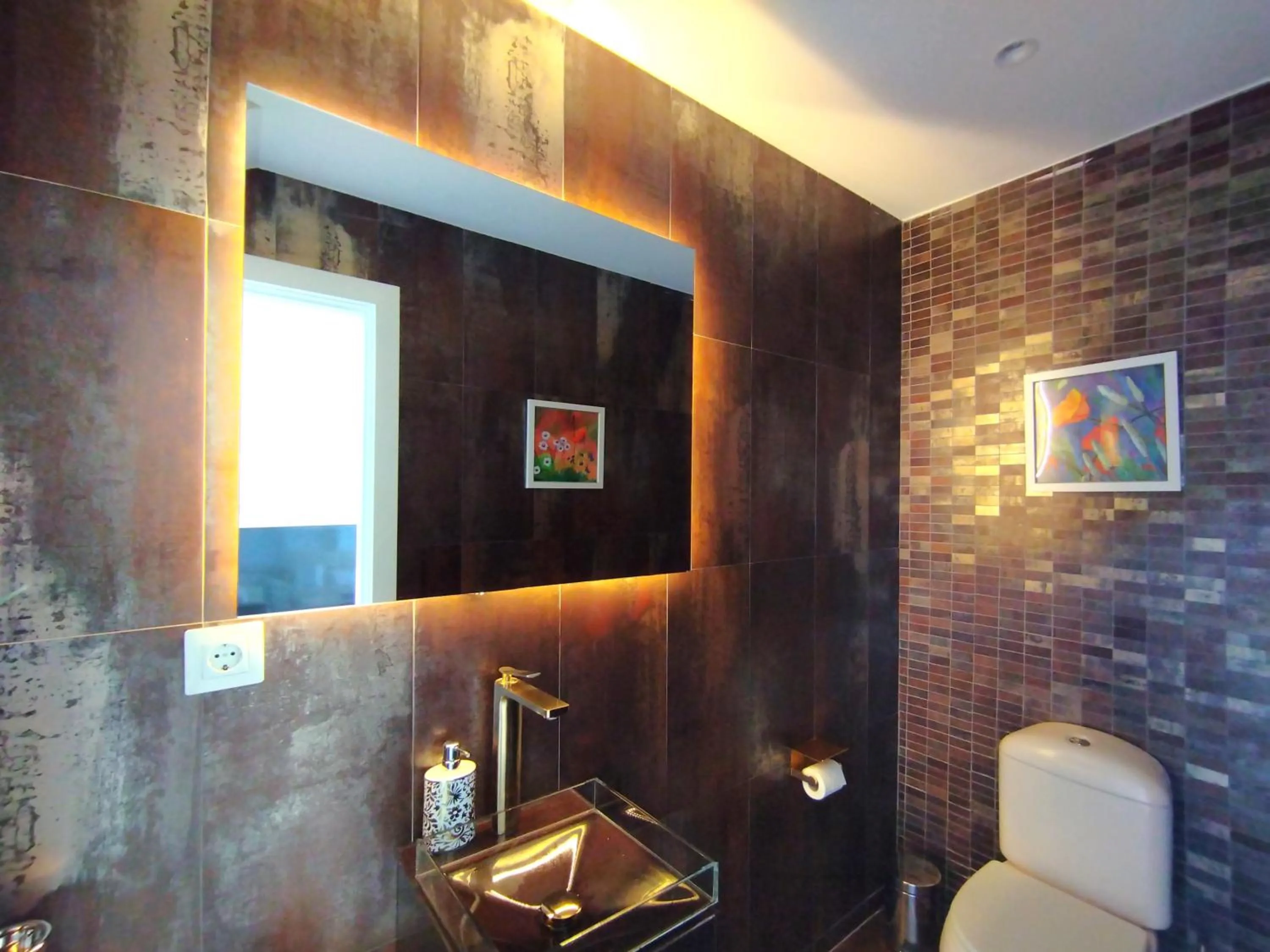 Sitges Spaces Sea View Villa- 6 Bedrooms, 5 bathrooms, 2 private pools, Near center