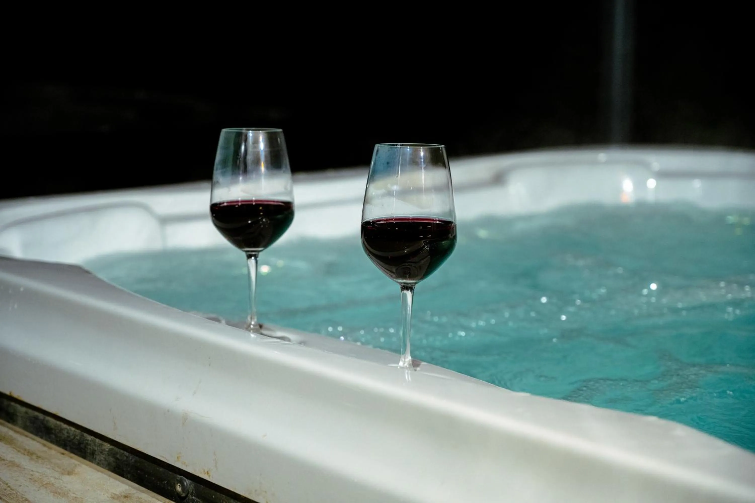 Hot Tub in Sure Studio by Best Western Brackenborough Lakes & Resort