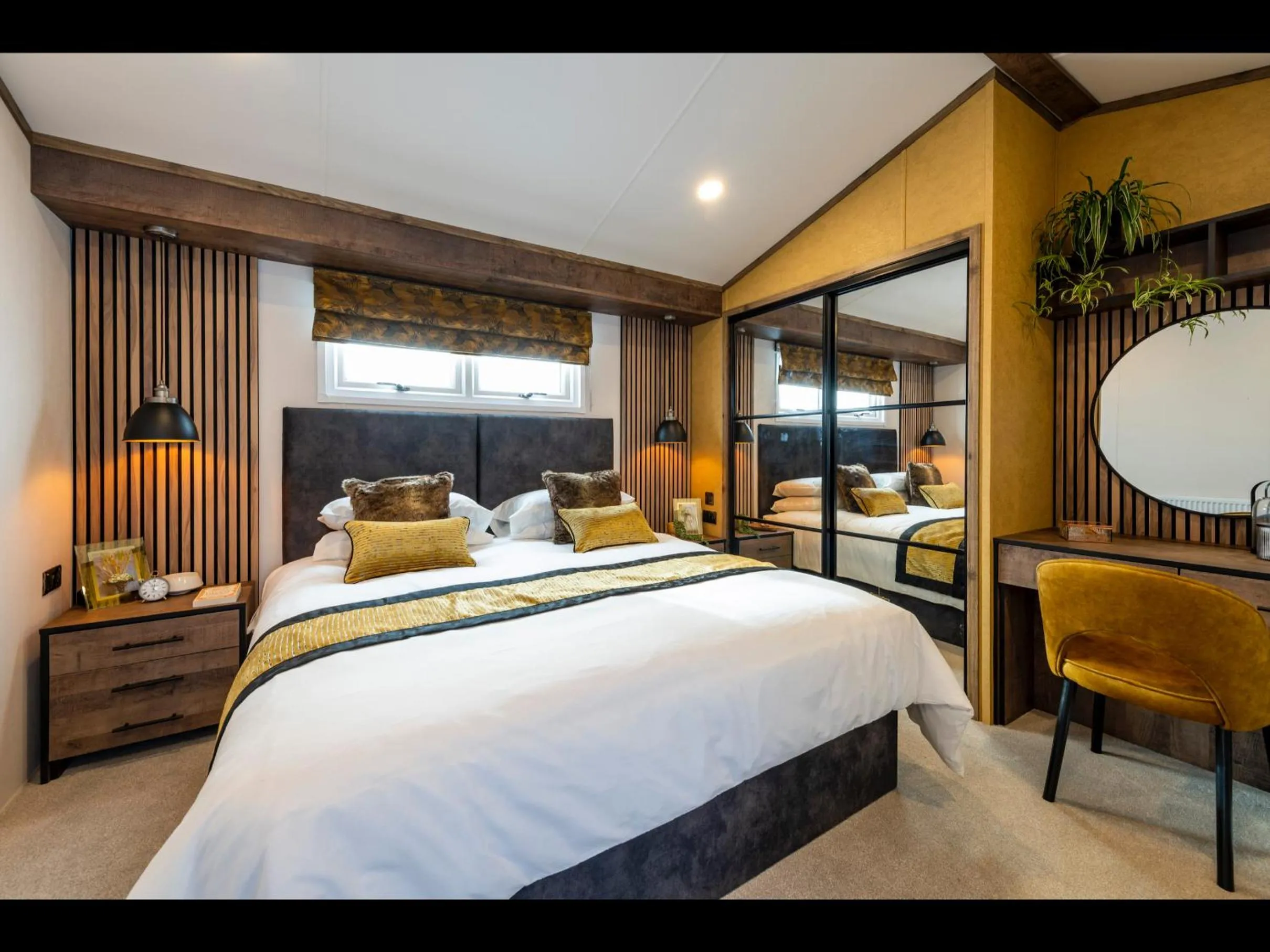 Bedroom, Bed in Sure Studio by Best Western Brackenborough Lakes & Resort