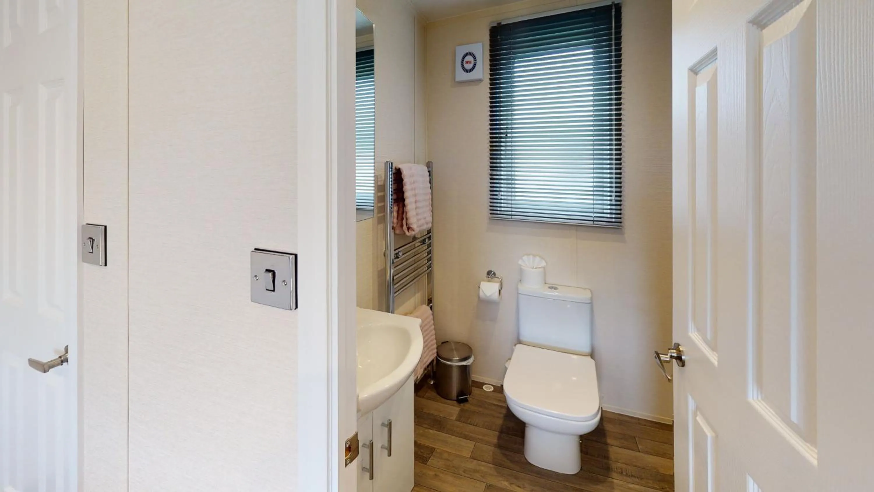 Bathroom in Sure Studio by Best Western Brackenborough Lakes & Resort