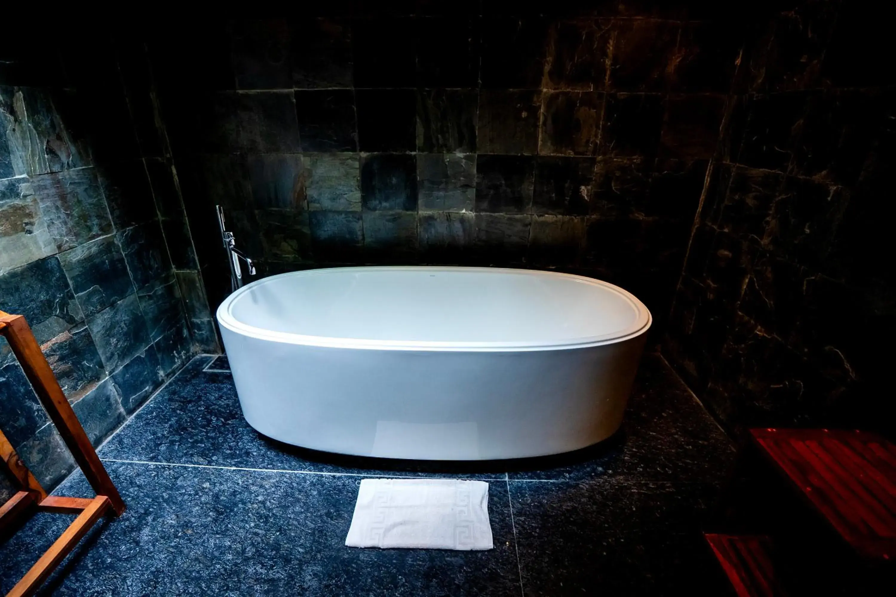 Villa with Private Pool in De Foret Villa with Private Pool in De Foret