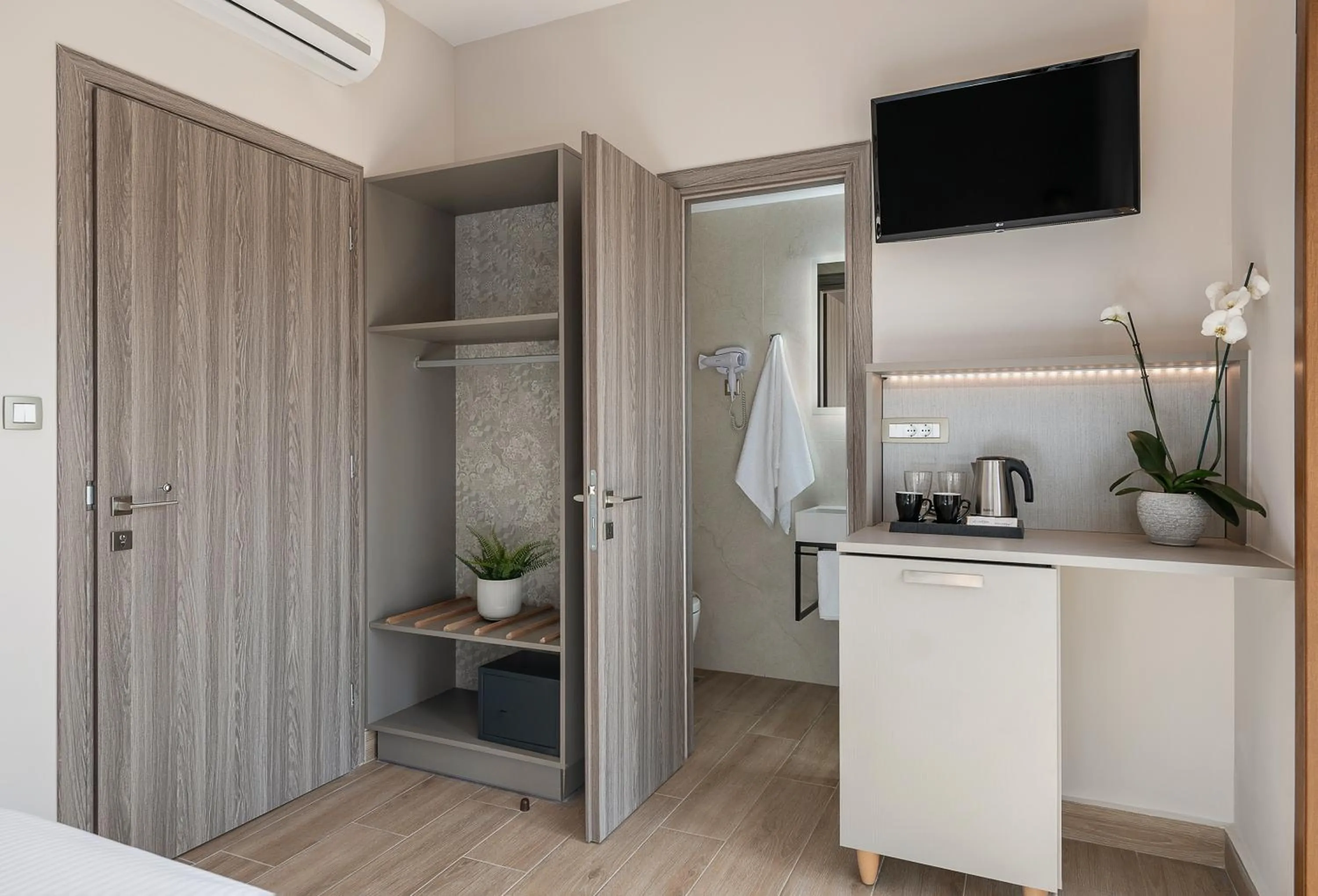 Photo of the whole room in Al Daliani Minaret Rooms