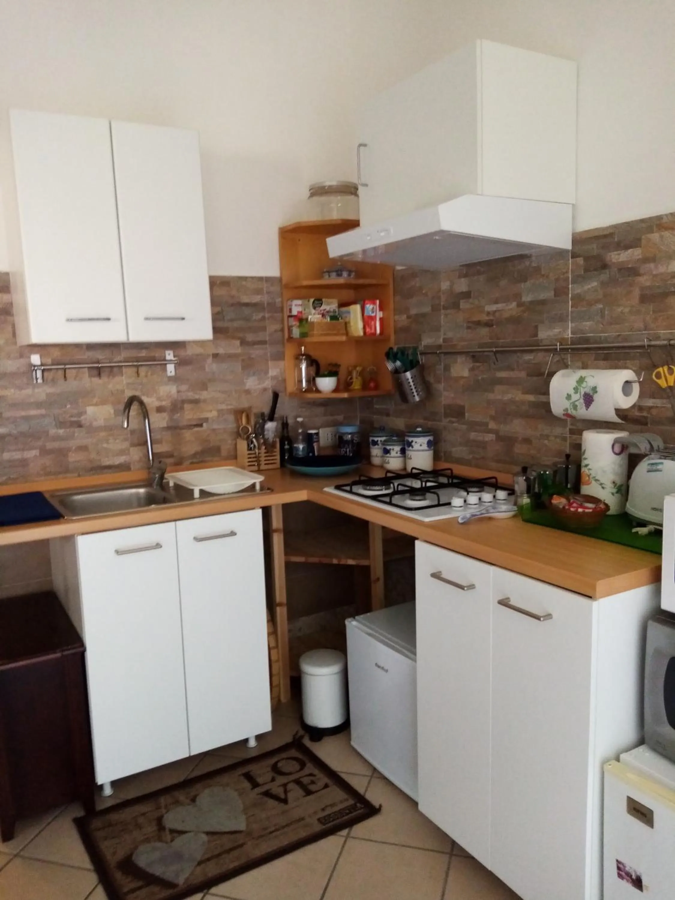 Kitchen or kitchenette in Il Nido della Quaglia b&b - Jaba mia House LT