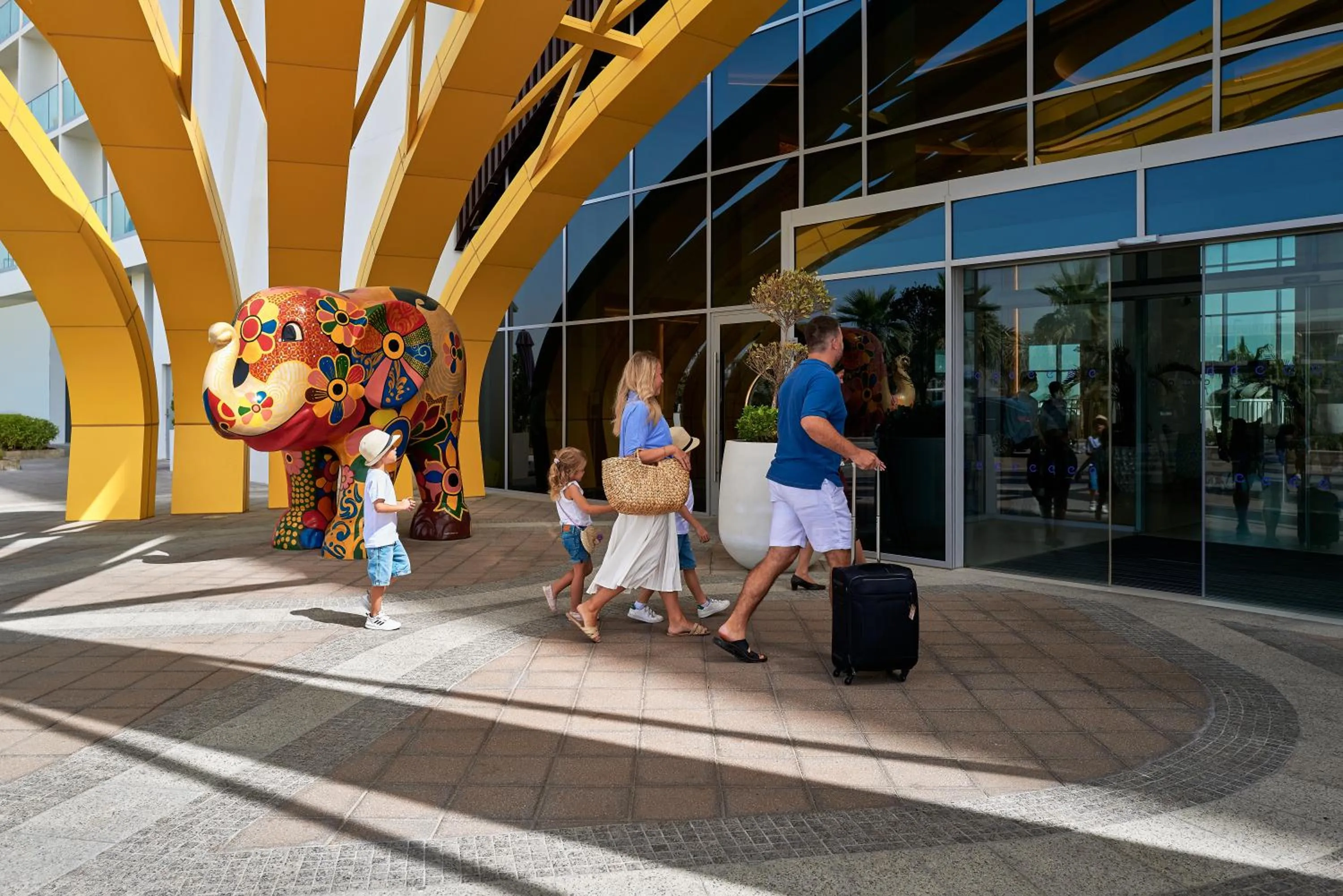 Facade/entrance in Centara Mirage Beach Resort Dubai