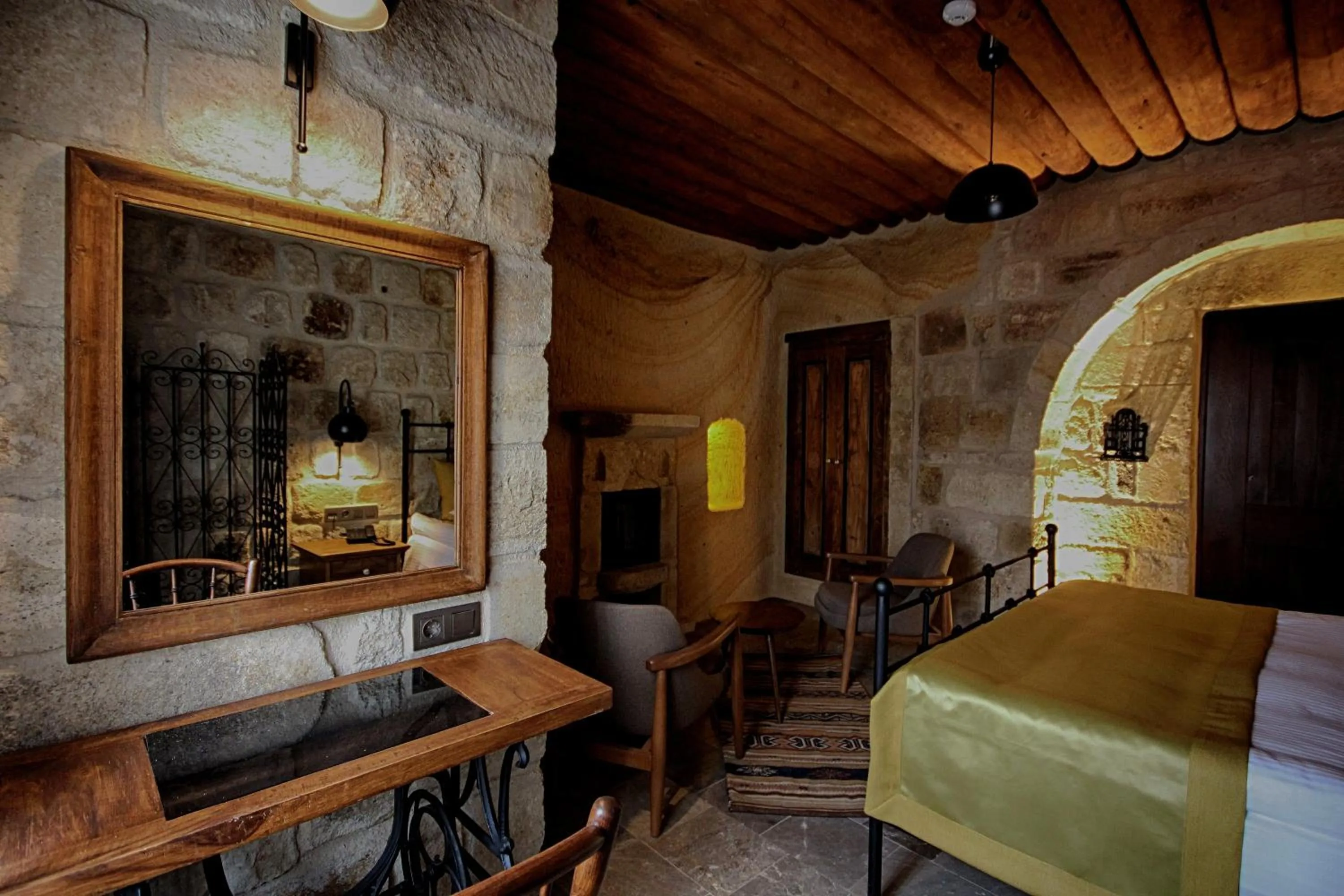 Massage in 1811 Cave Hotel