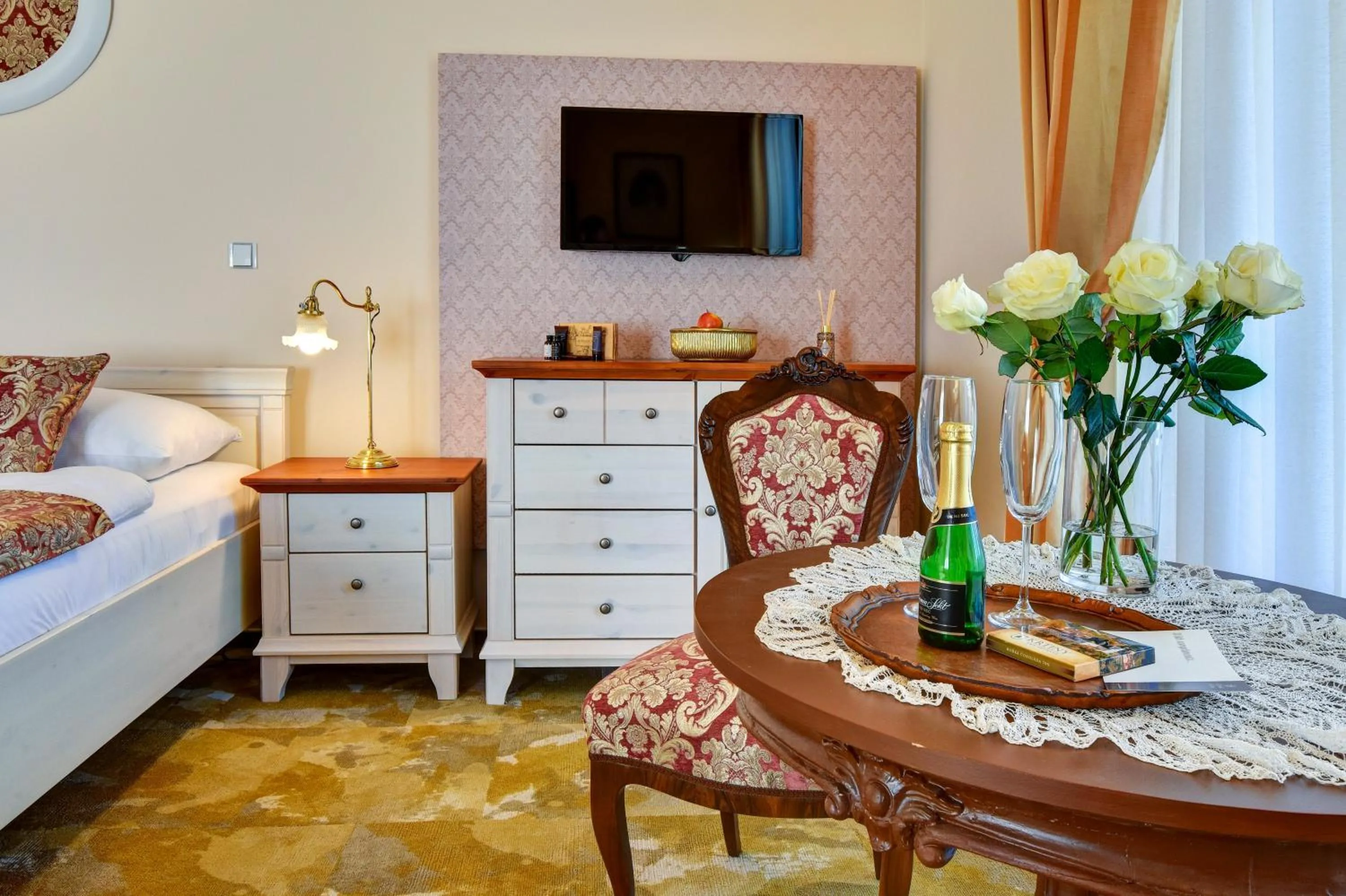 TV and multimedia, Bed in Zámek Křtiny