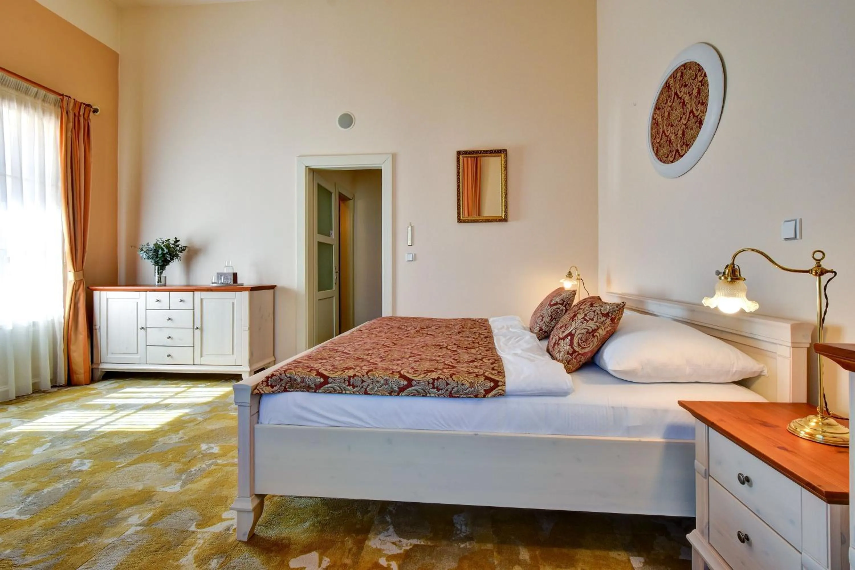 Bed in Zámek Křtiny