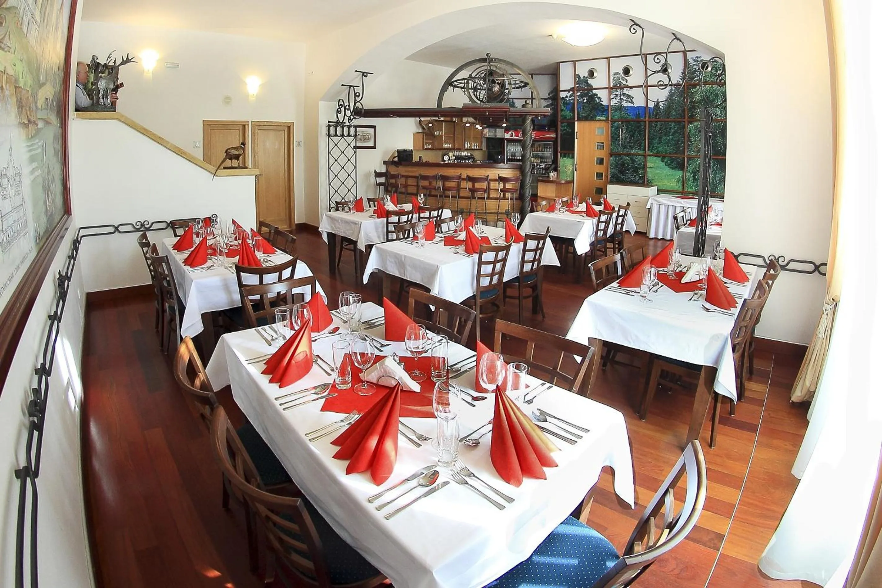 Restaurant/places to eat in Zámek Křtiny