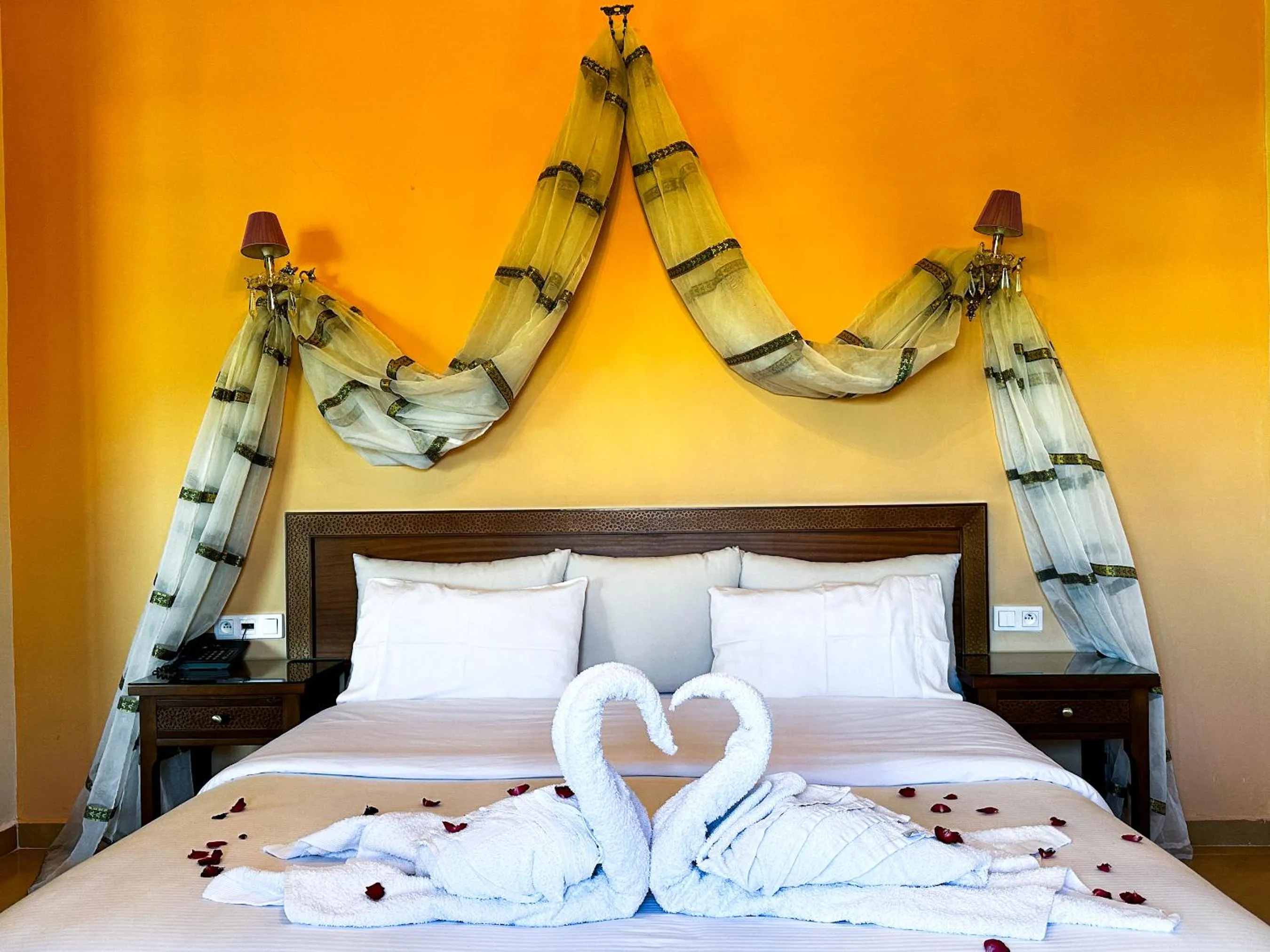 Bed in Riad Dar Achaach